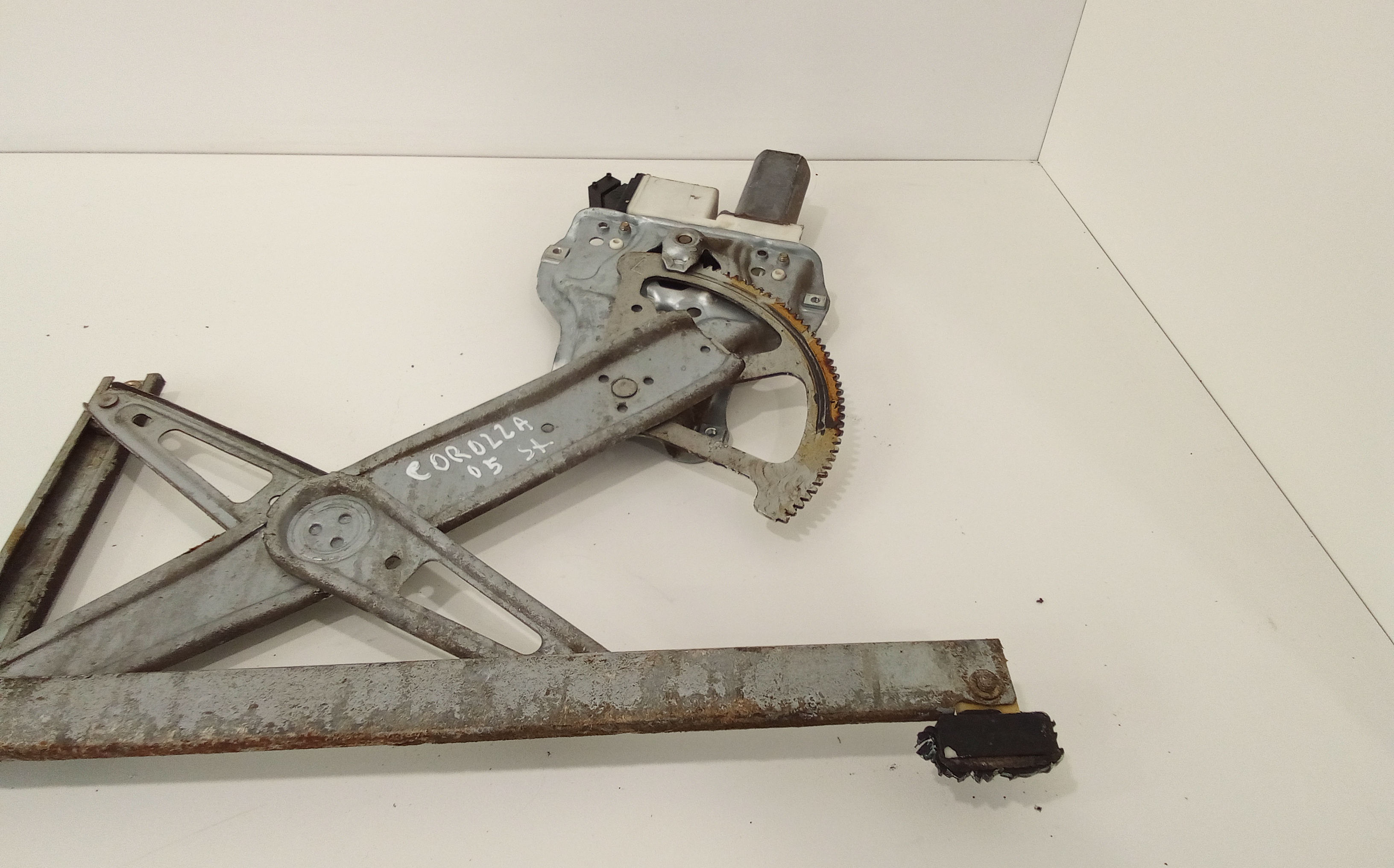 Cremagliera anteriore sinistra Guida per Toyota Corolla Berlina 4 Serie (2005 - In produzione)