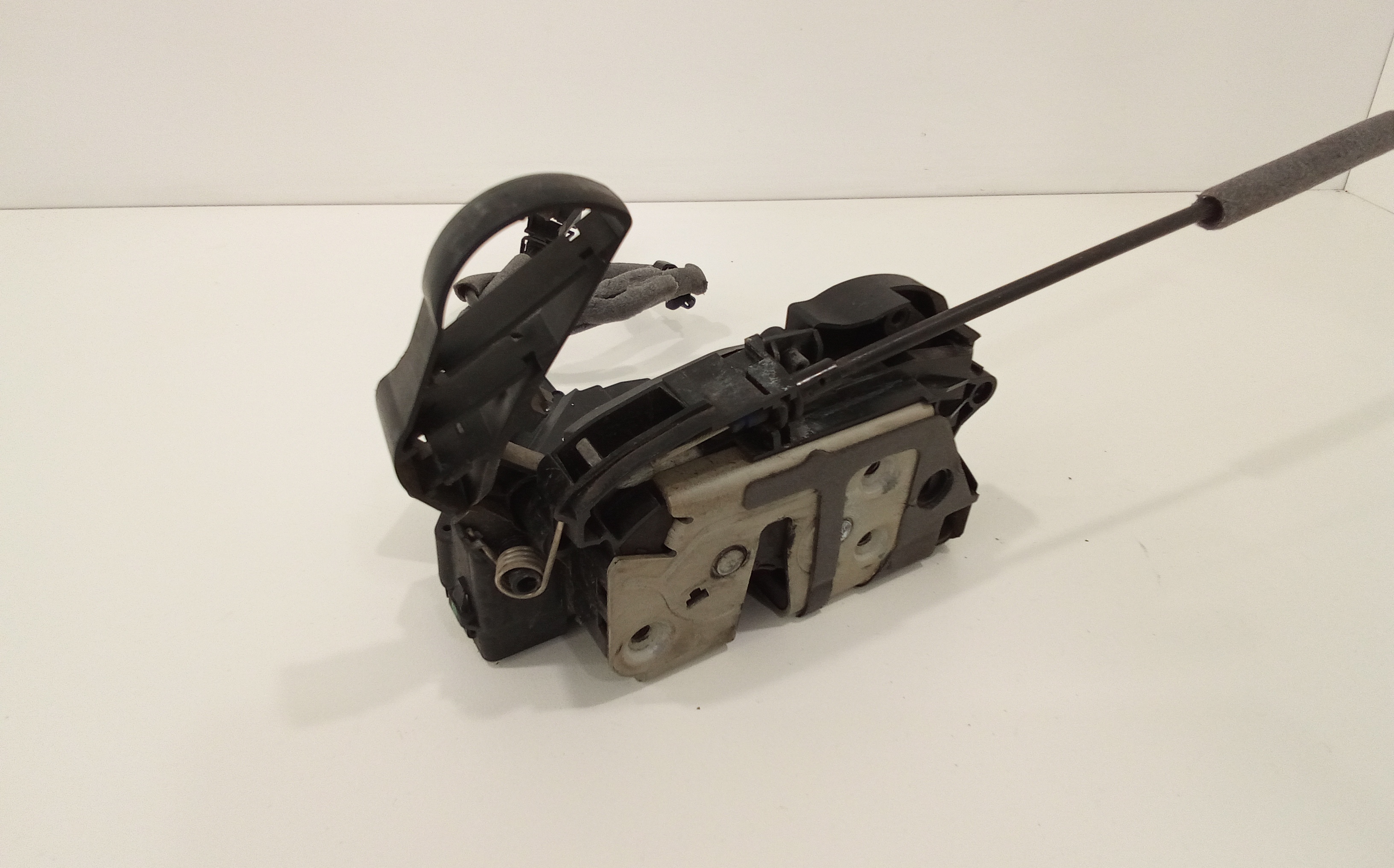 Serratura Anteriore Sinistra per Ford Focus S. Wagon 5 Serie (2011 - 2014)