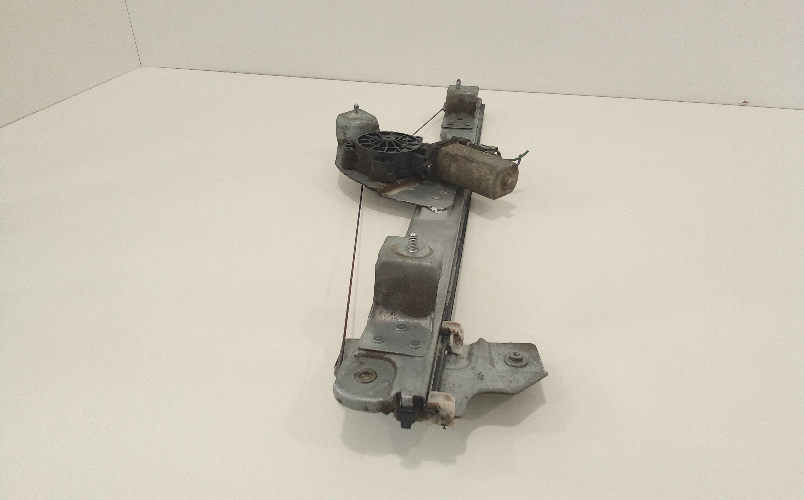 Cremagliera anteriore sinistra Guida per Dacia Sandero 1 Serie (2008 - 2012)