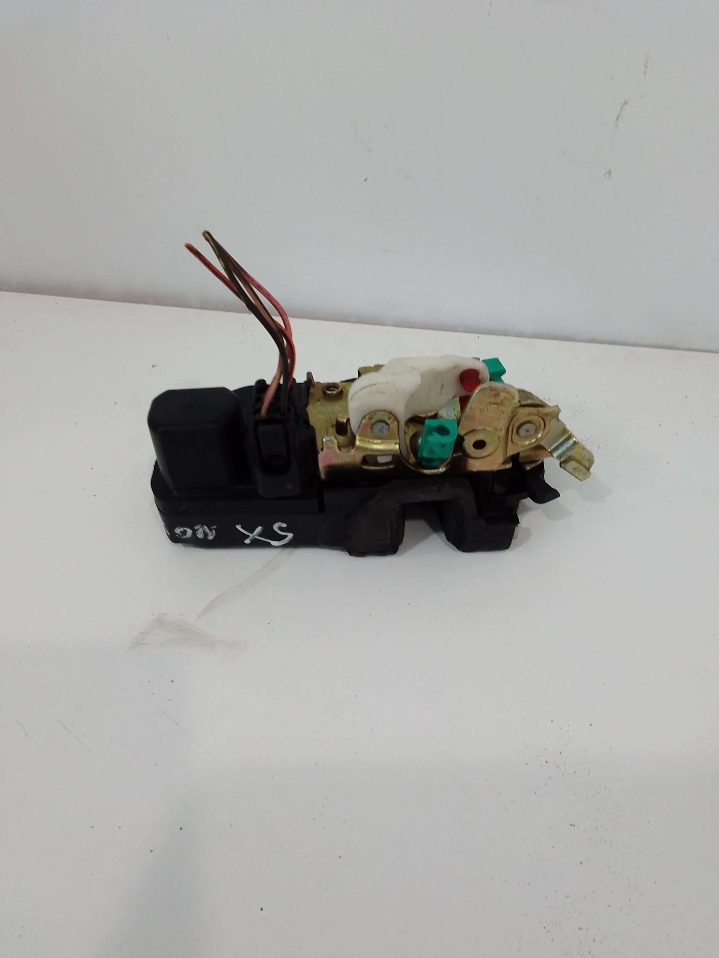 Serratura Anteriore Sinistra per Chrysler Neon 2 Serie (2000 - 2005)