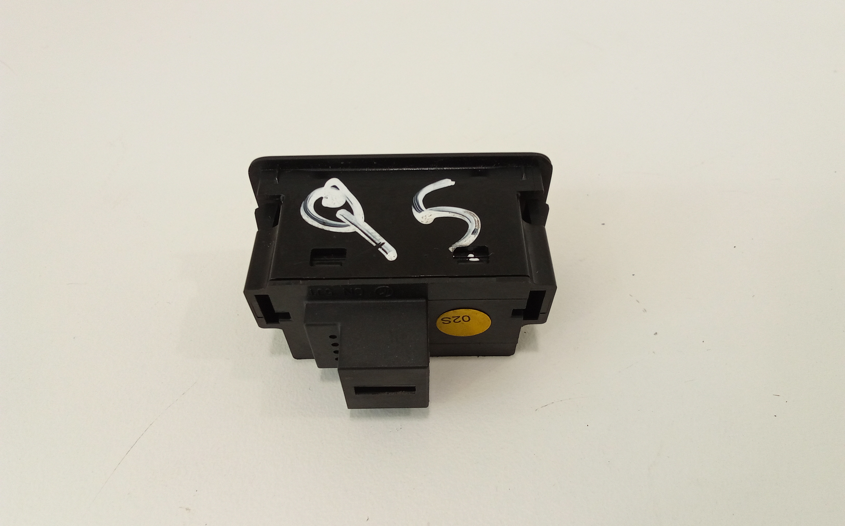 Pulsante apertura portellone posteriore per Audi Q5 Serie (12>17) (2012 - 2017)