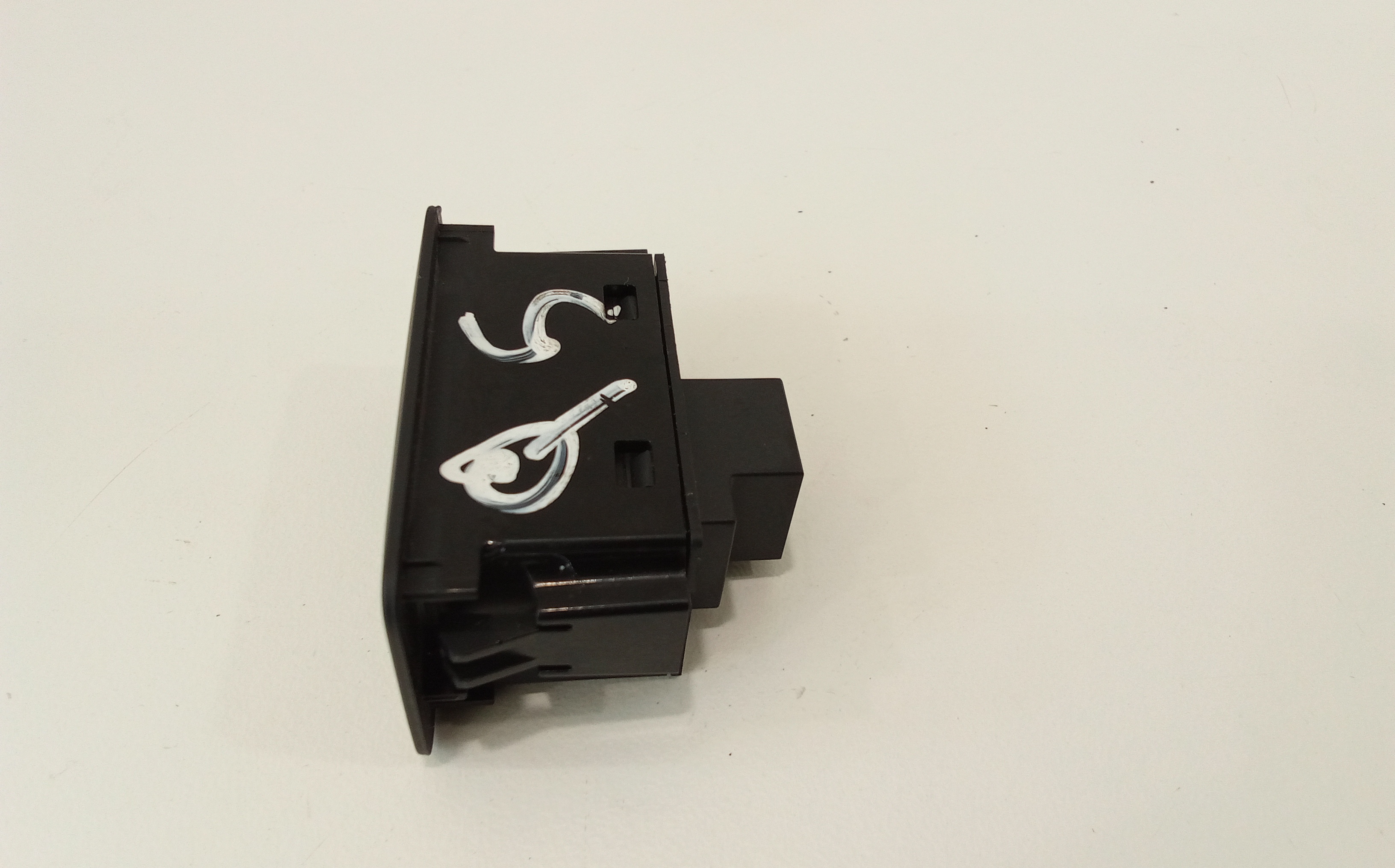 Pulsante apertura portellone posteriore per Audi Q5 Serie (12>17) (2012 - 2017)