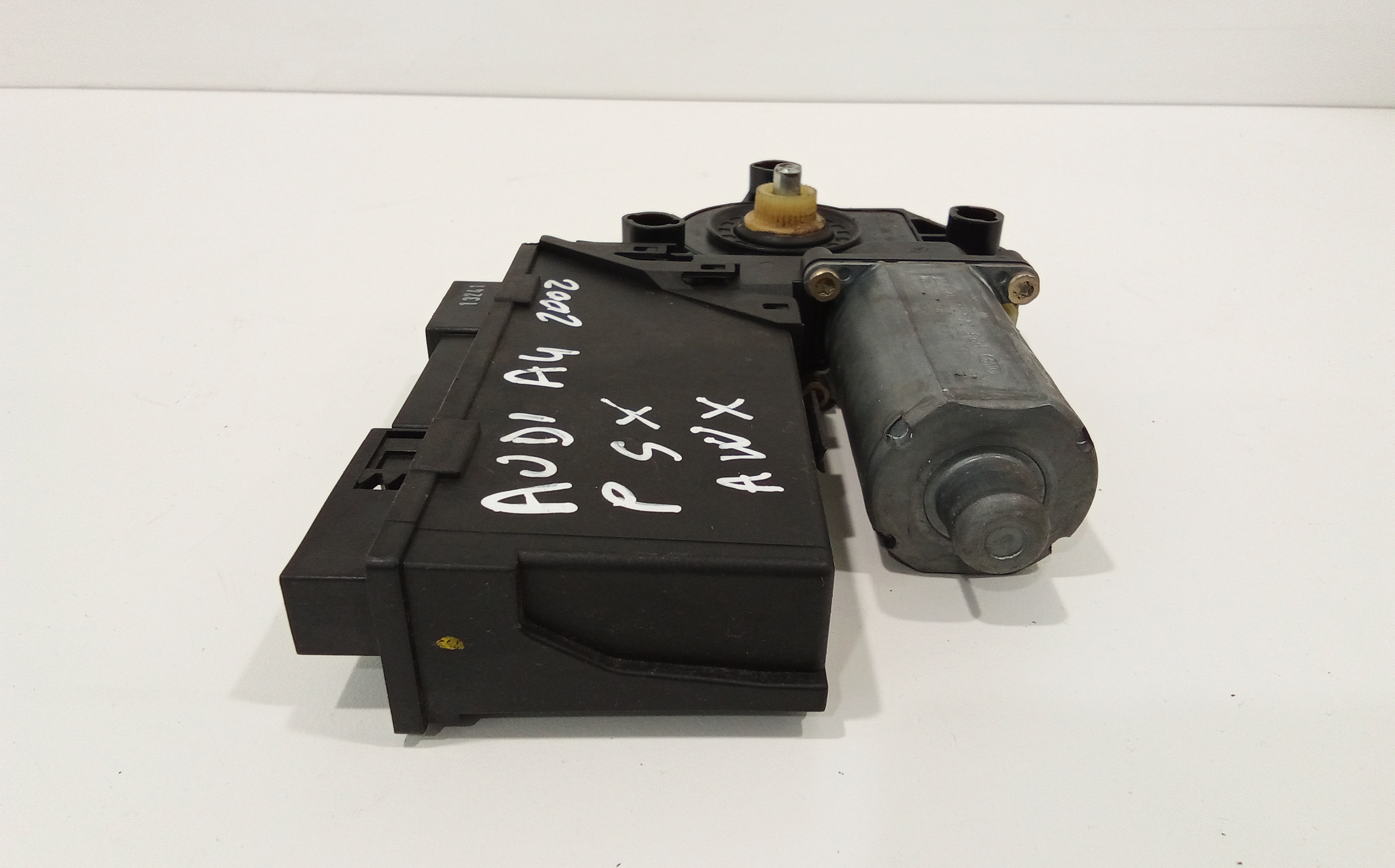 Motorino Alzavetro posteriore Sinistro per Audi A4 Allroad Serie (00>04) (2000 - 2004)