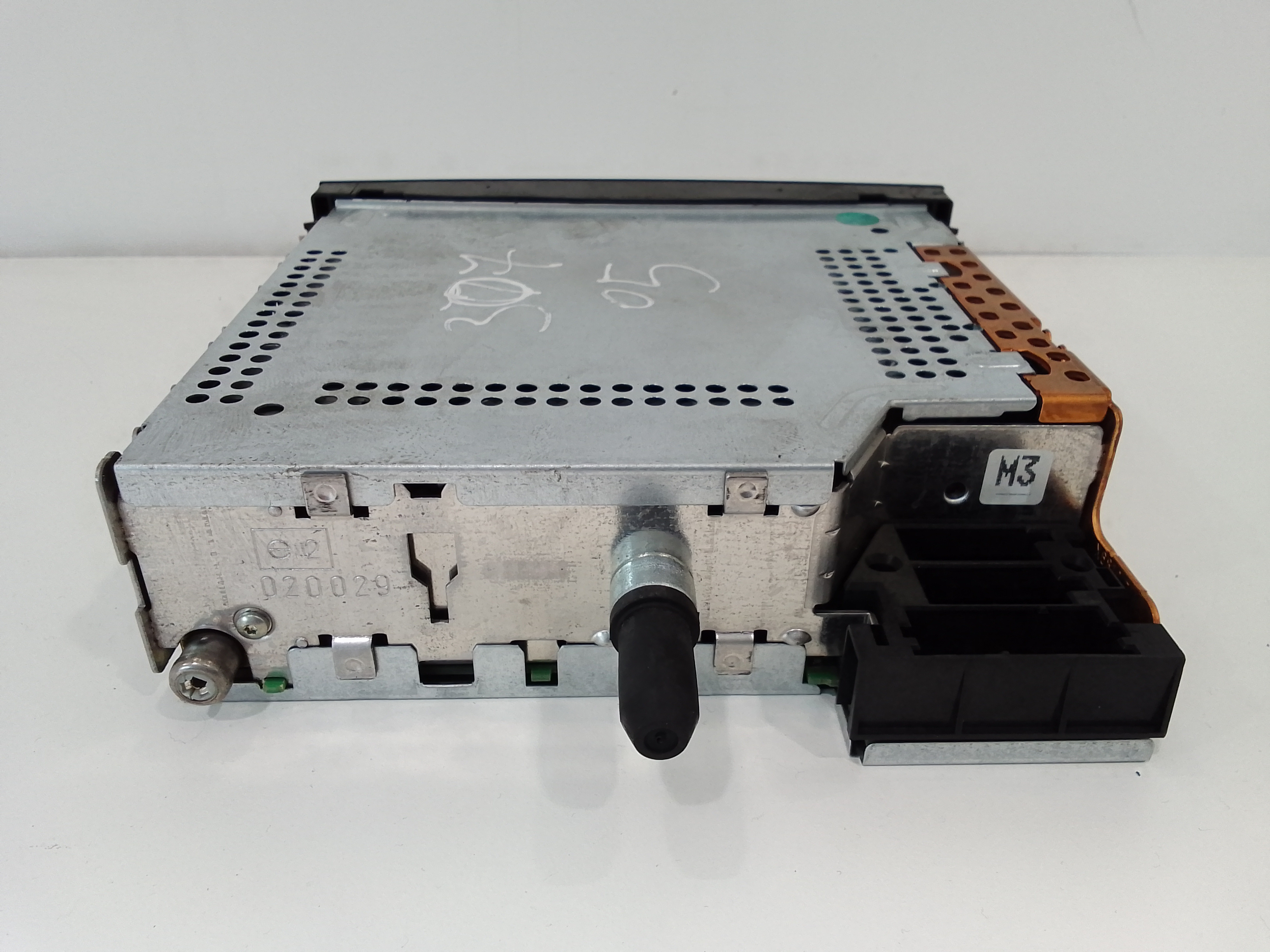 Autoradio per Peugeot 307 Cabrio (2003 - 2005)