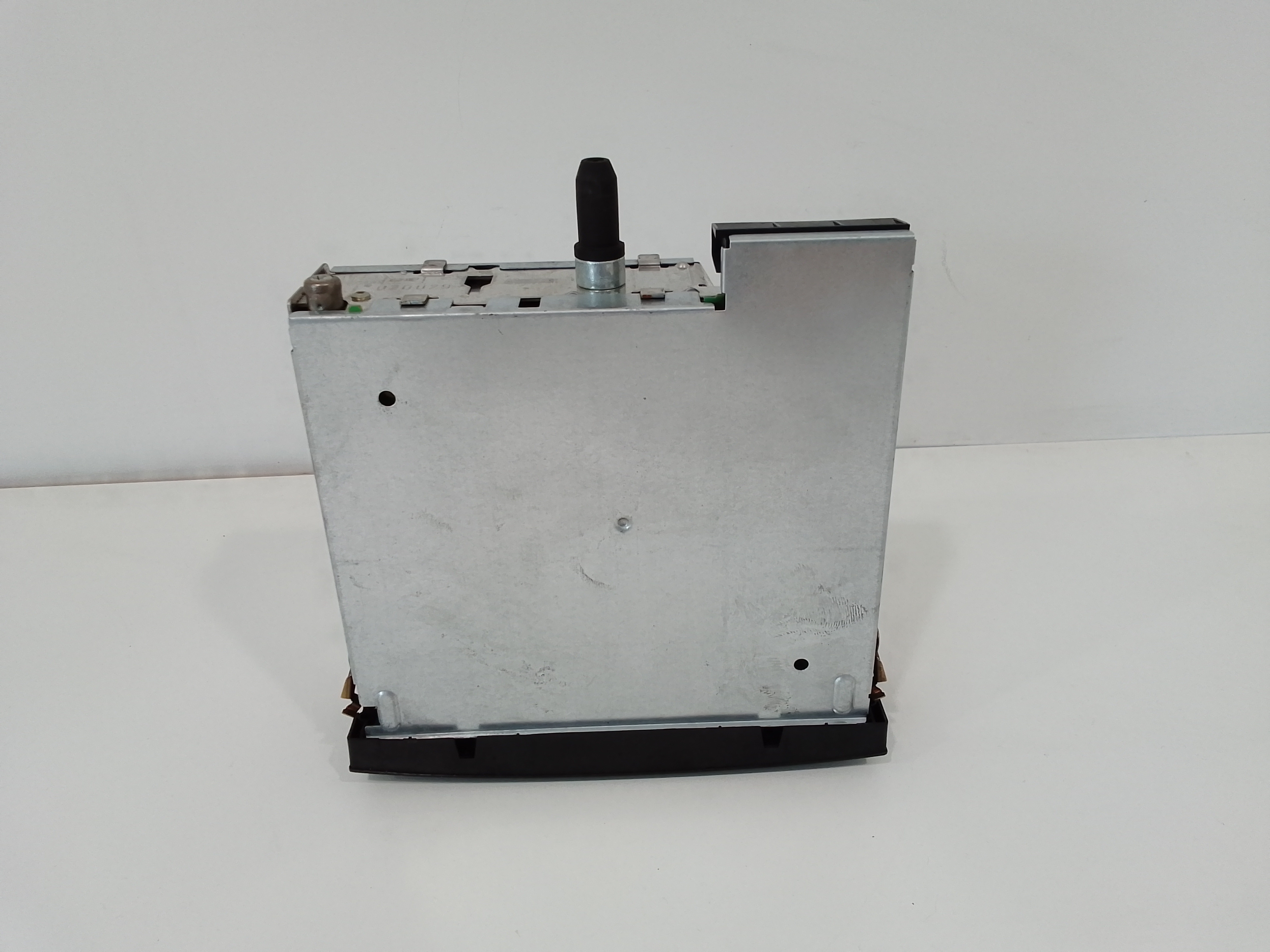 Autoradio per Peugeot 307 Cabrio (2003 - 2005)