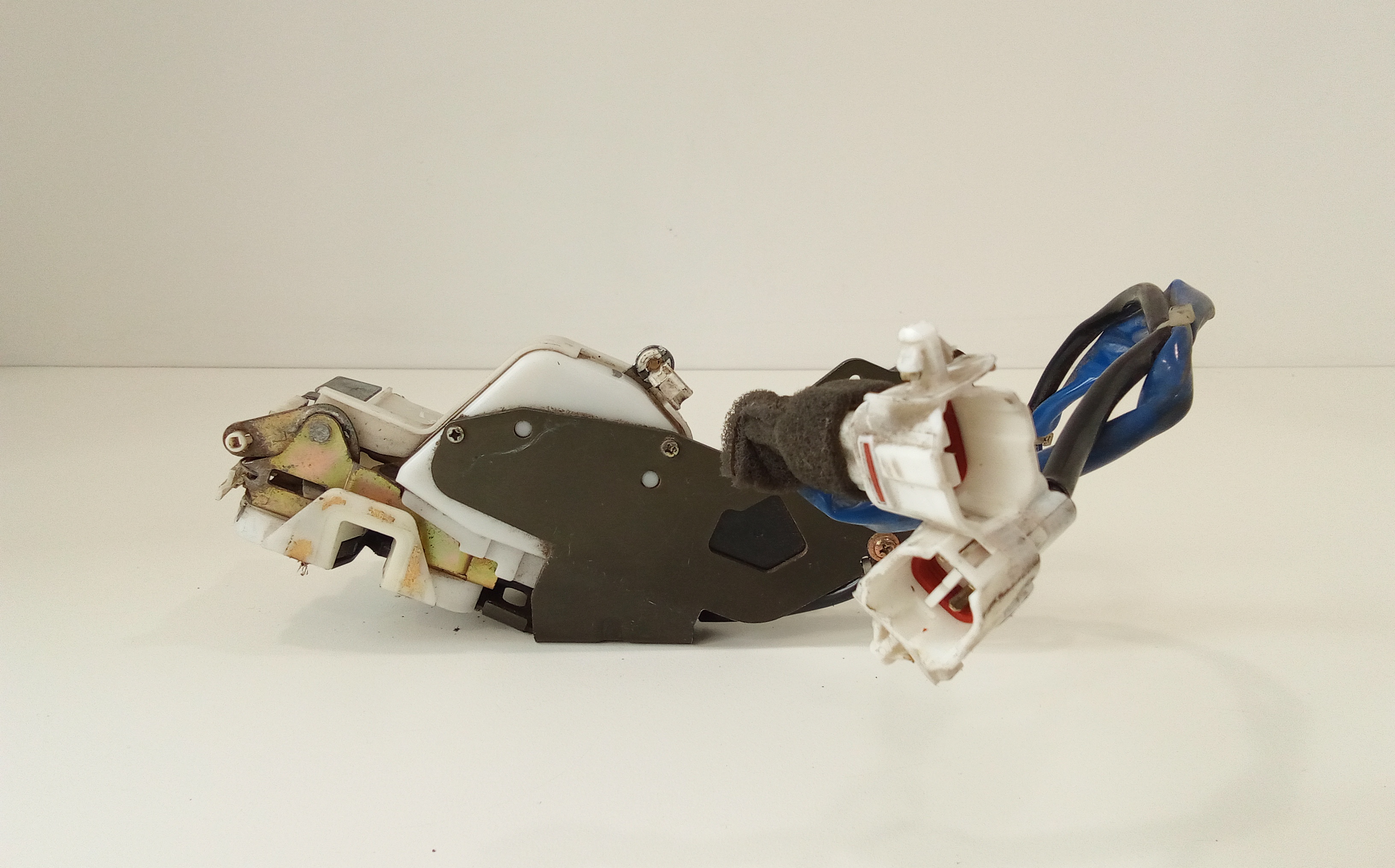 Serratura Anteriore Sinistra per Opel Agila 1 Serie (2000 - 2004)