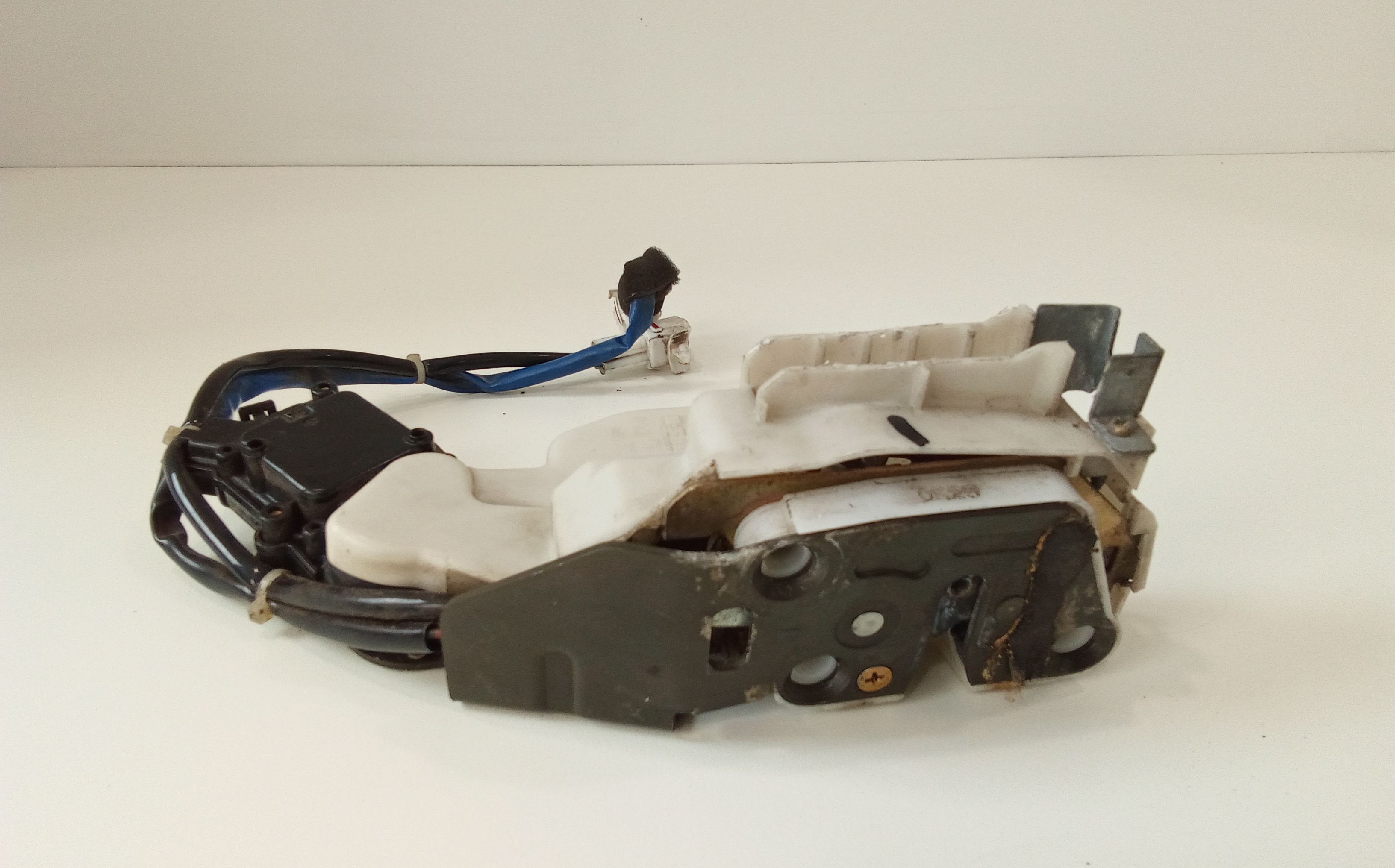 Serratura Anteriore Sinistra per Opel Agila 1 Serie (2000 - 2004)