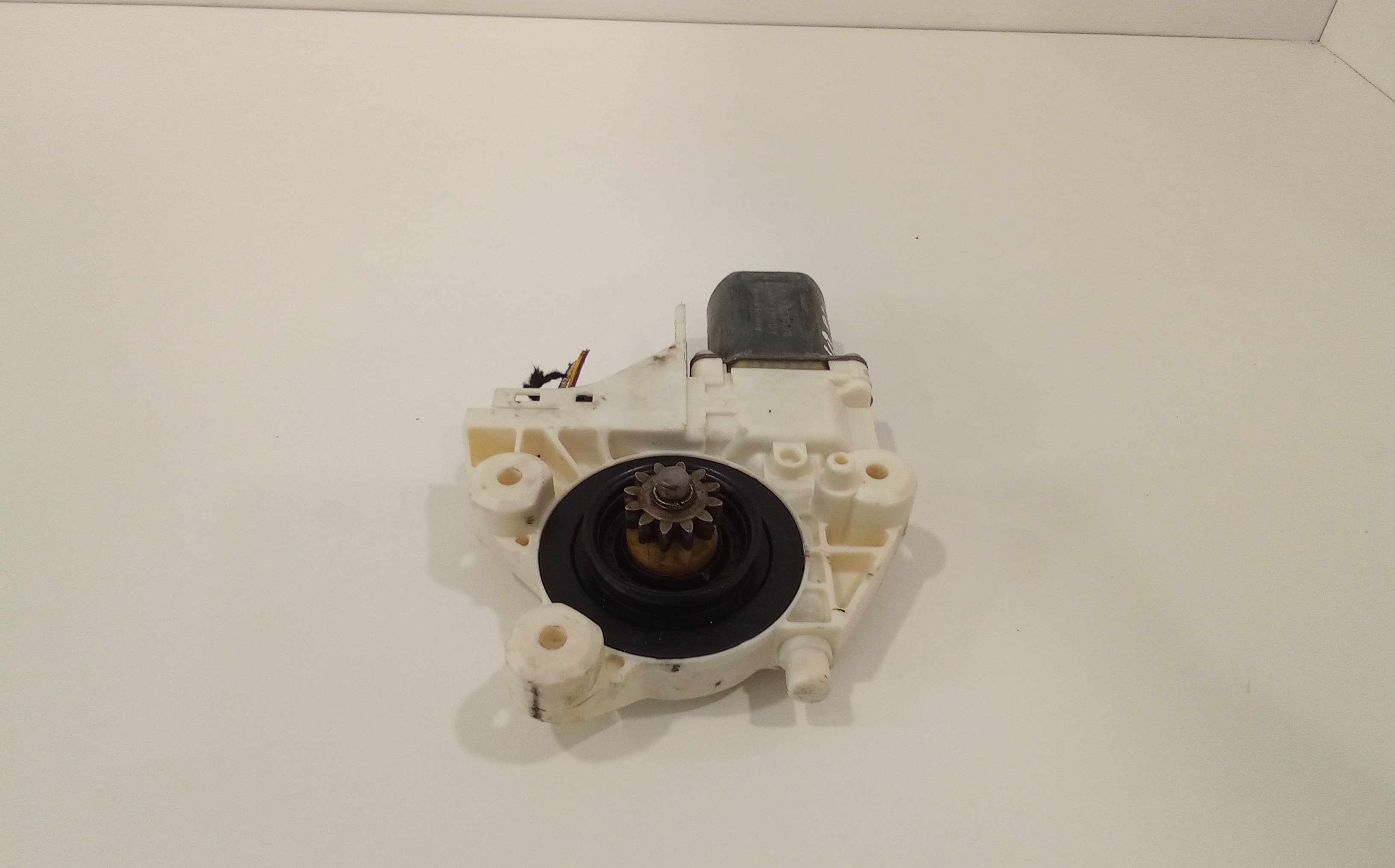 Motorino Alzavetro anteriore destra per Ford Focus Berlina 3 Serie (2004 - 2008)