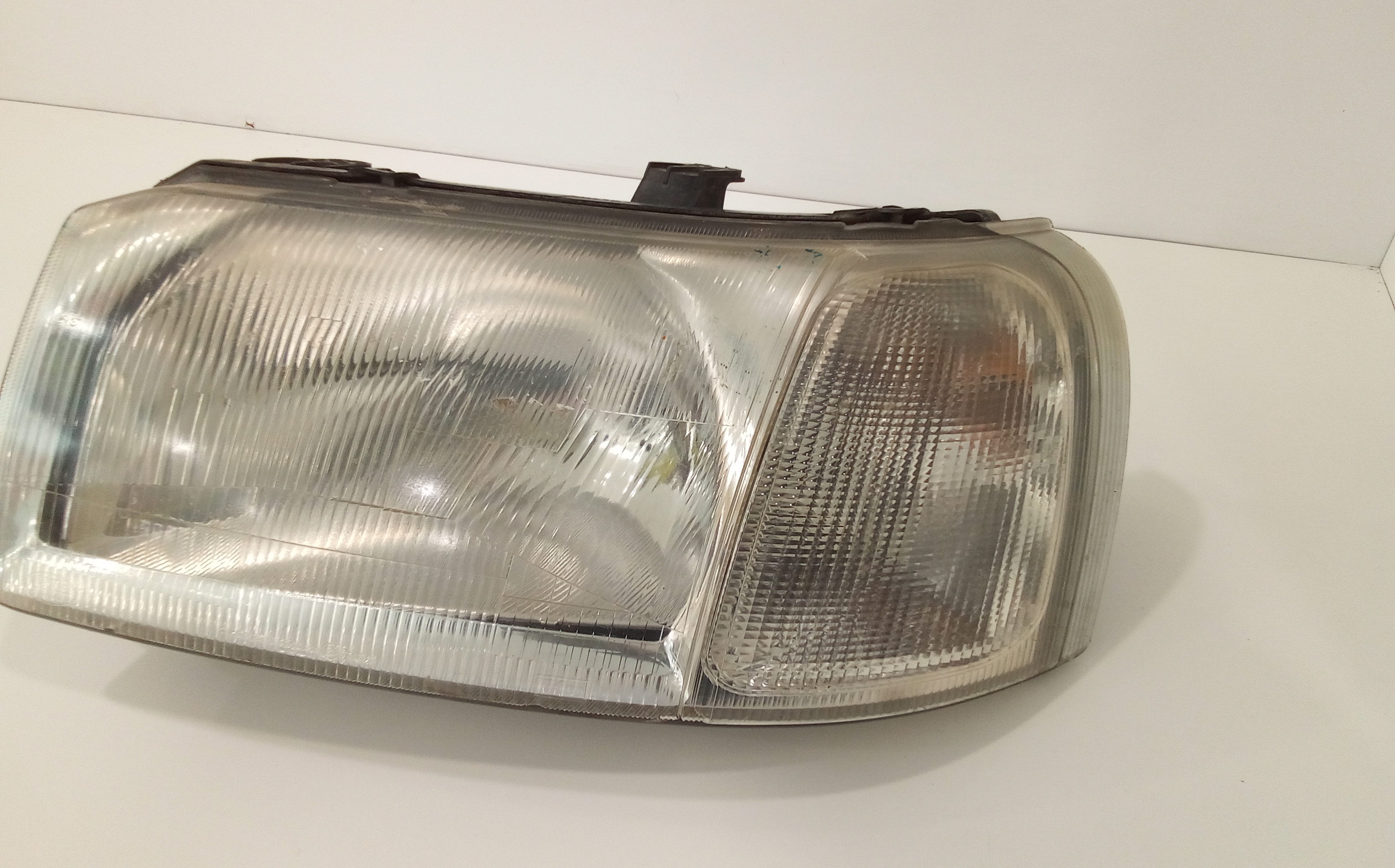 Faro anteriore Sinistro Guida per Volkswagen Transporter T4 2 Serie (1996 - 2003)