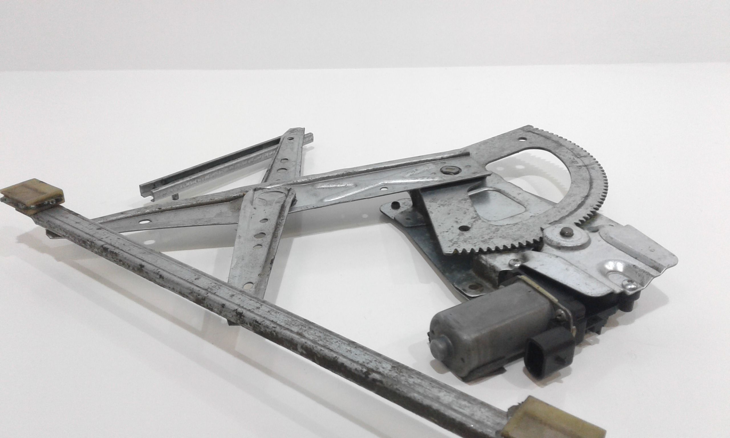 Cremagliera anteriore sinistra Guida NISSAN Micra 4 Serie