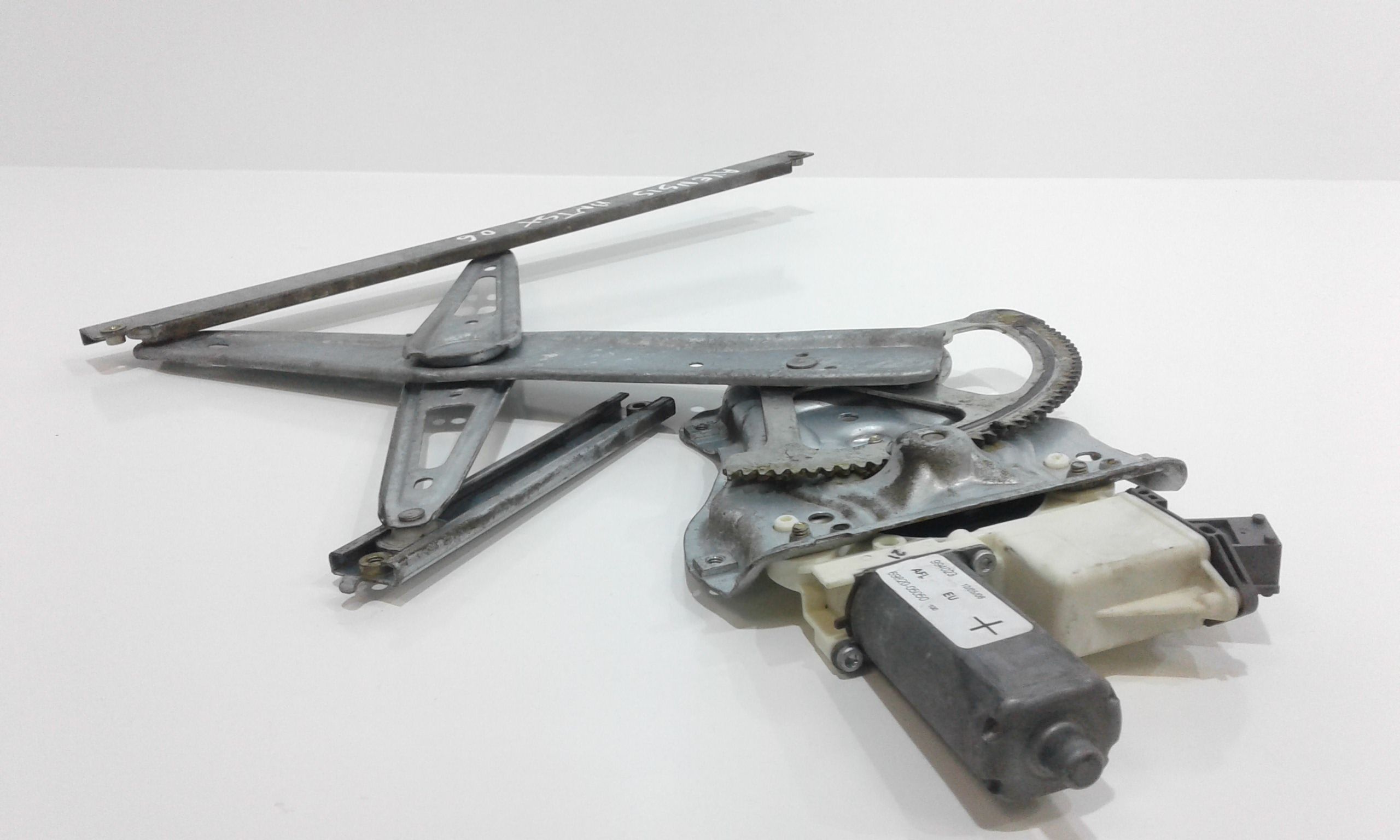 Cremagliera anteriore sinistra Guida TOYOTA Avensis Berlina 2 Serie