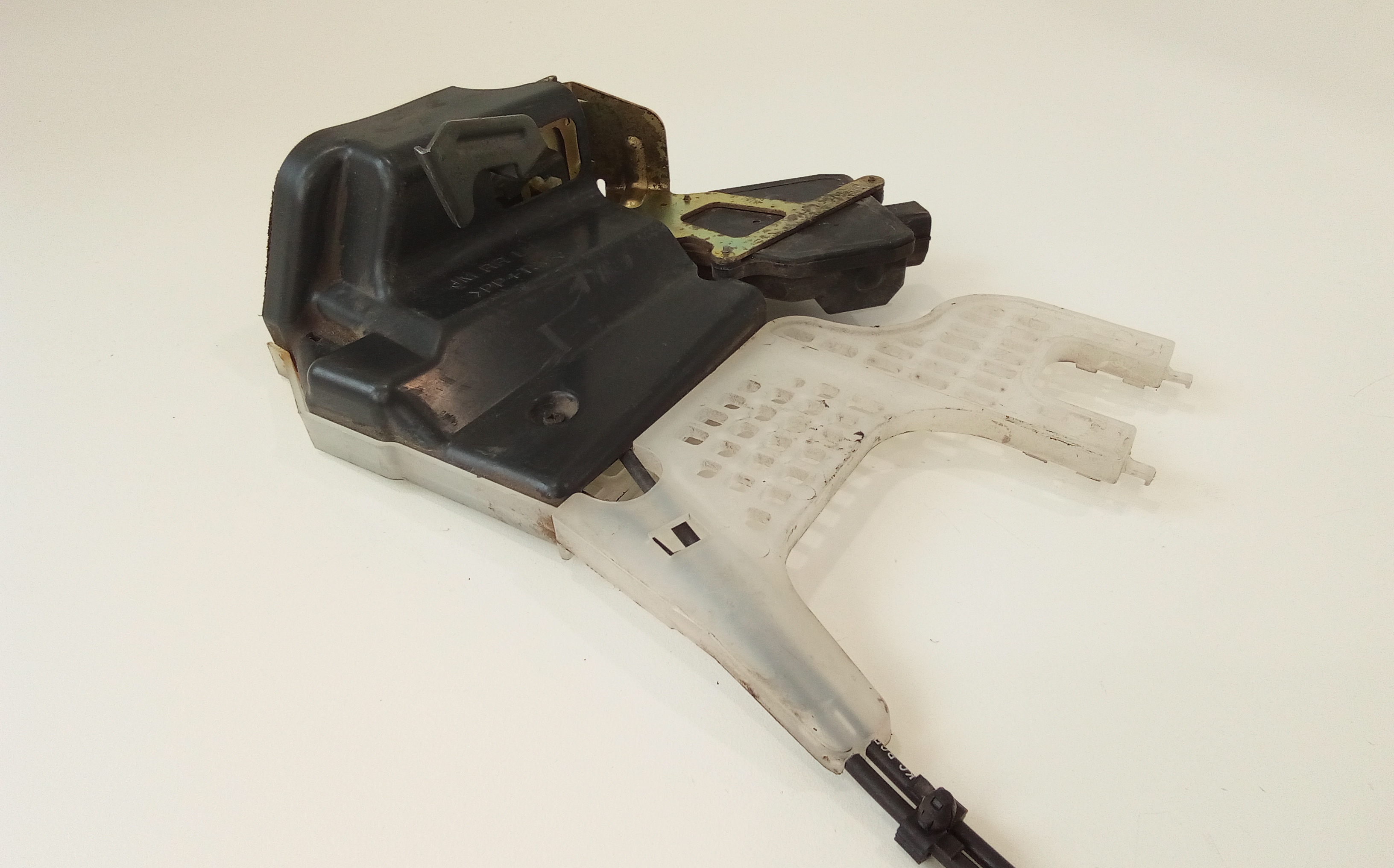 Serratura Posteriore Sinistra per Hyundai Tucson  Serie (04>09) (2004 - 2009)