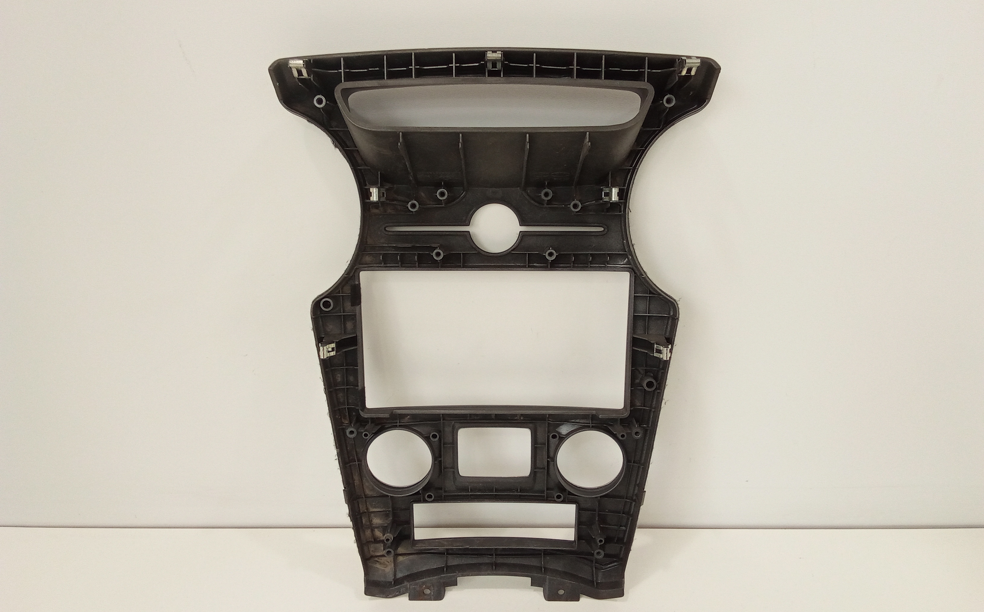 Modanatura Centrale Cruscotto per Kia Carens 2 Serie (2006 - In produzione)