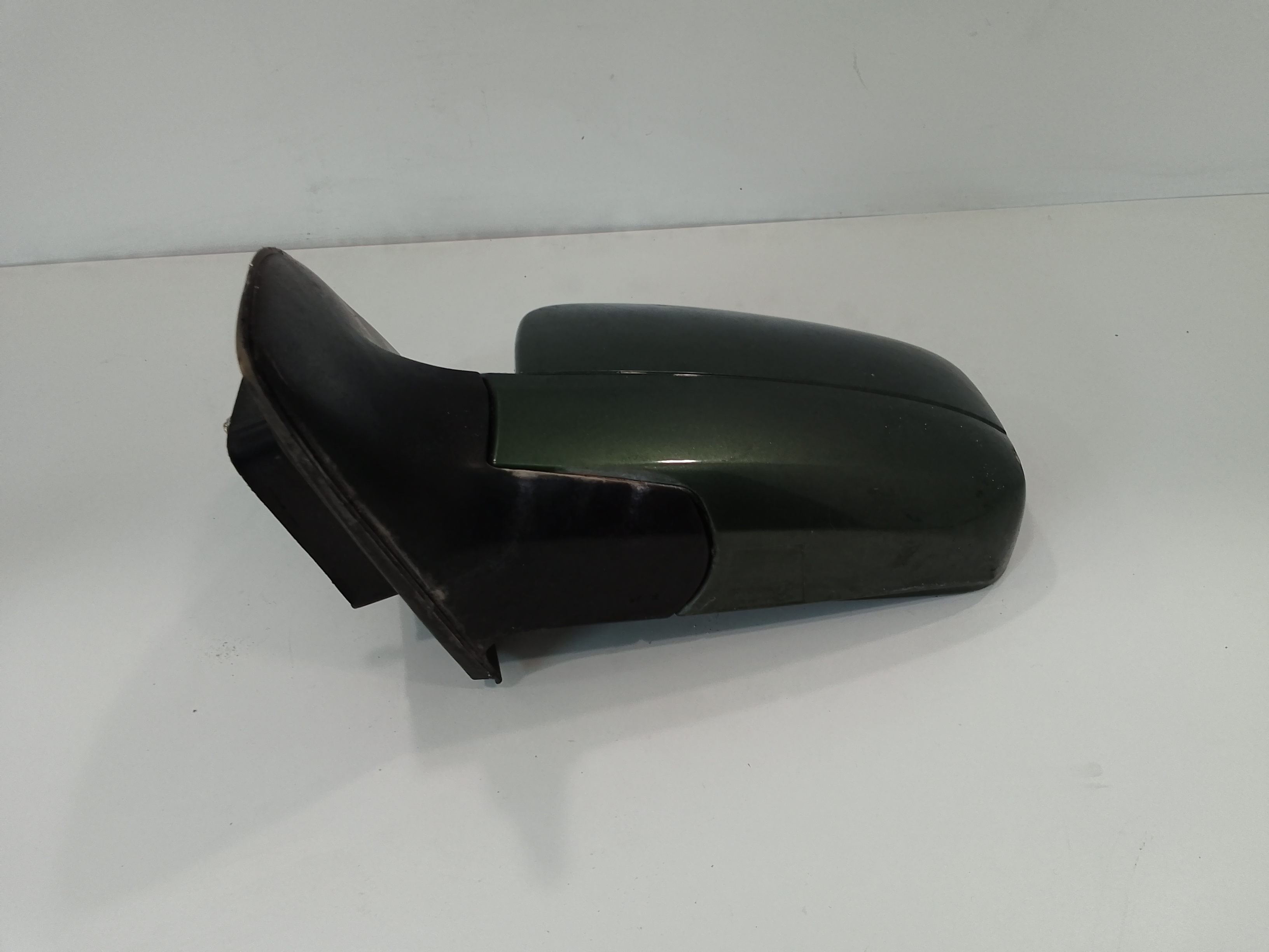 Specchietto SX per Kia Sorento 1 Serie (2002 - 2006)