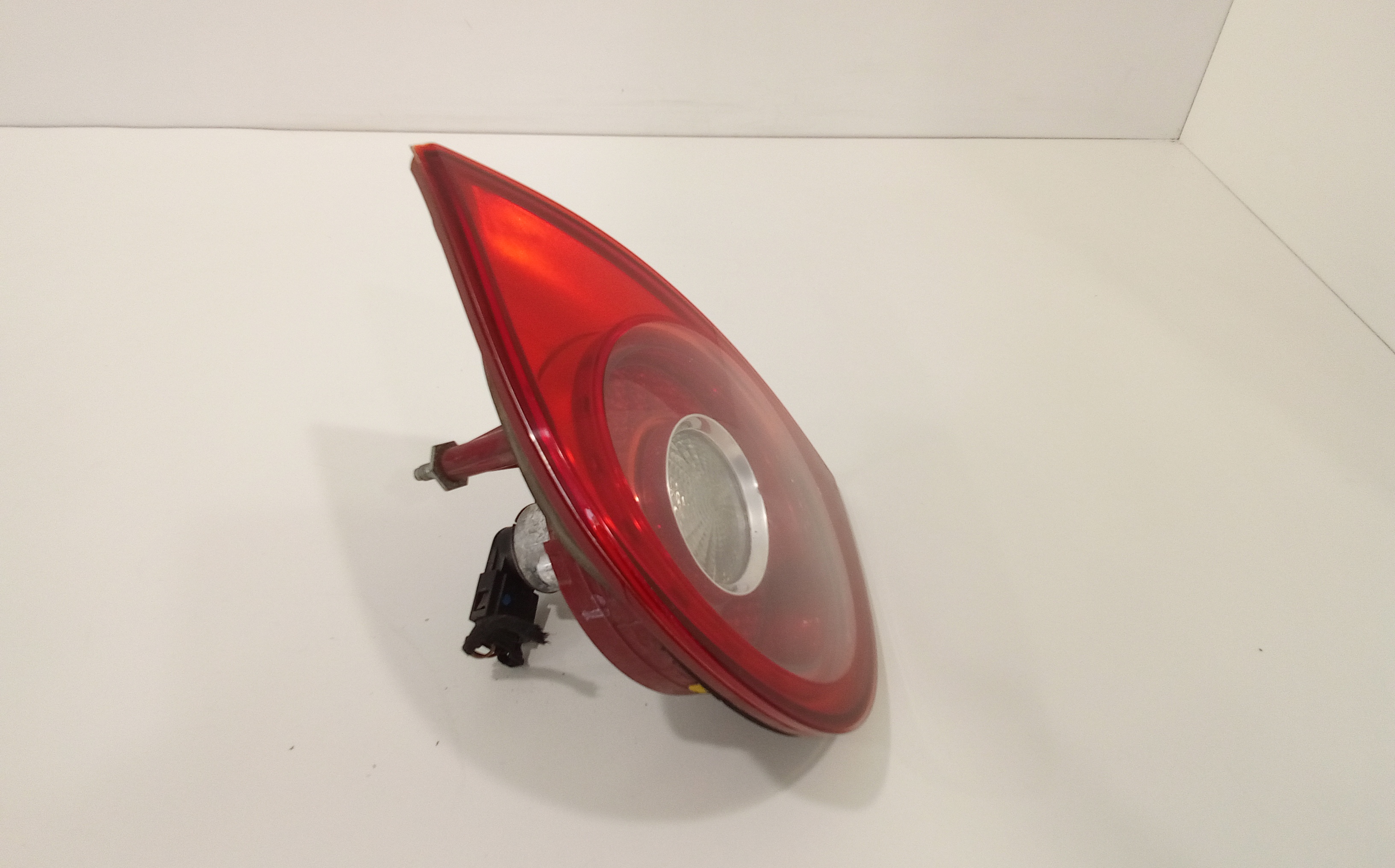 Stop Posteriore Destro Integrato nel Portello per Volkswagen Golf 5 Berlina (03>08) (2003 - 2008)