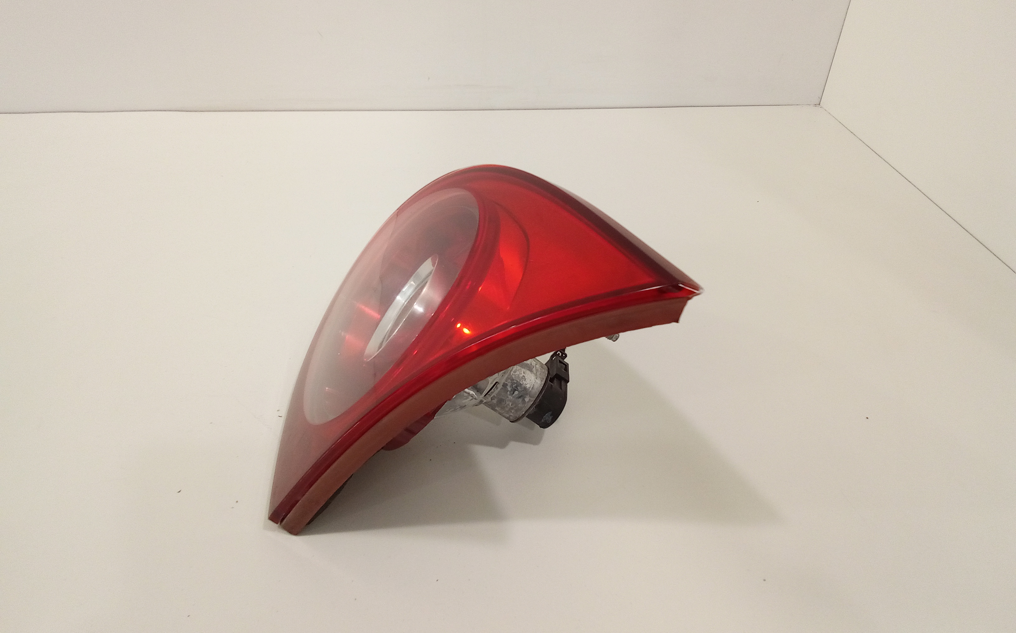 Stop Posteriore Destro Integrato nel Portello per Volkswagen Golf 5 Berlina (03>08) (2003 - 2008)