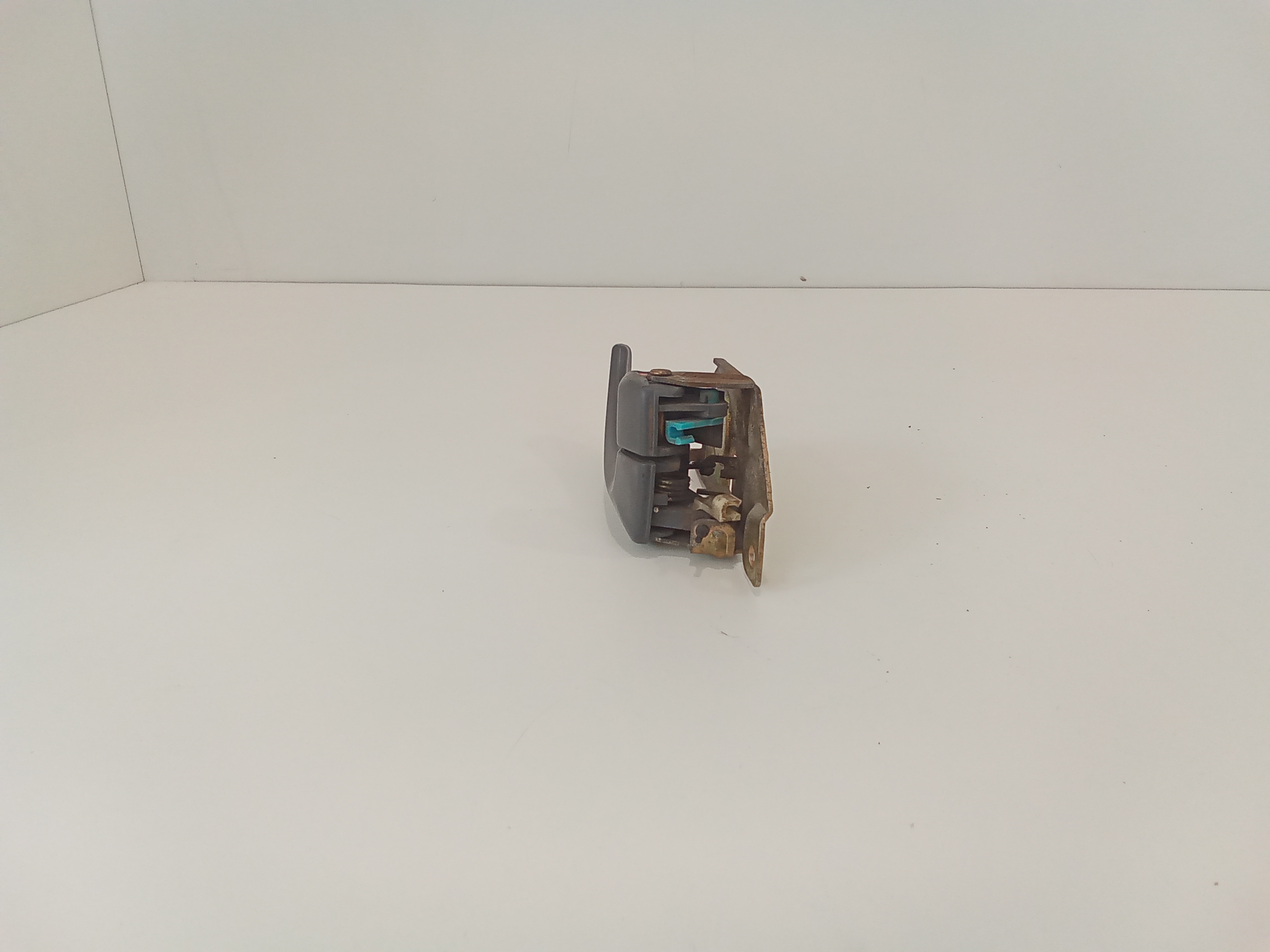 Maniglia interna Anteriore Destra per Kia Sorento 1 Serie (2002 - 2006)