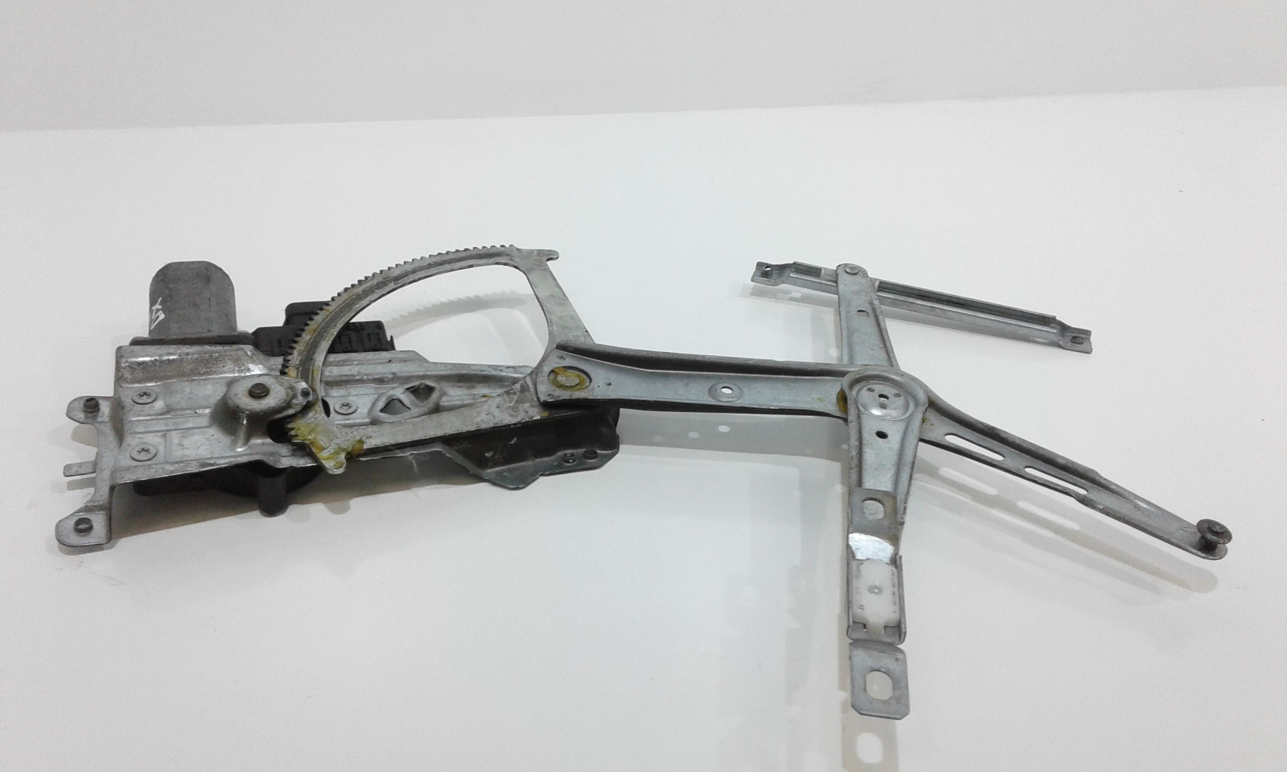 Cremagliera anteriore destra passeggero OPEL Astra H Berlina