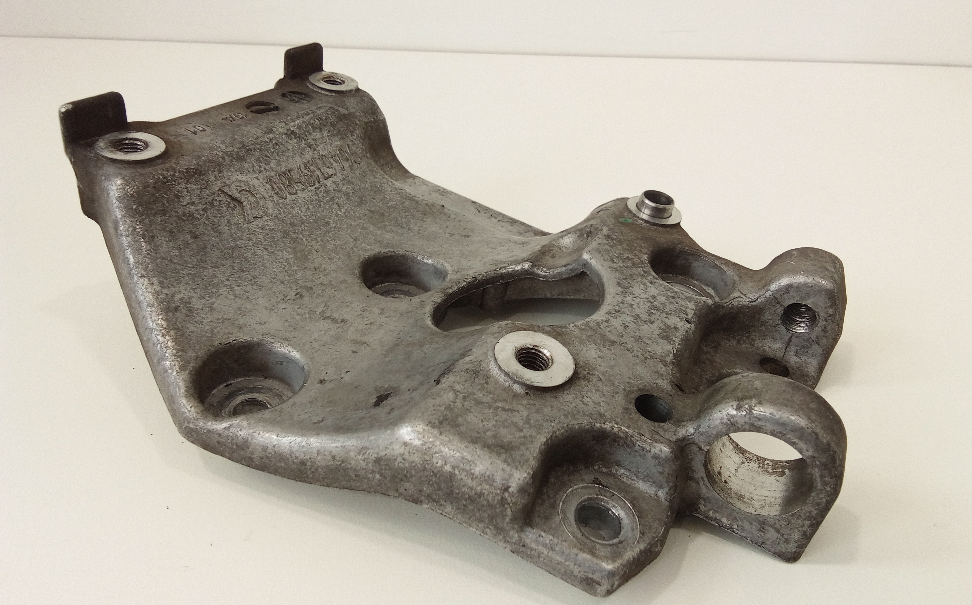 Staffa supporto compressore per Citroen C4 Berlina (2004 - 2008)