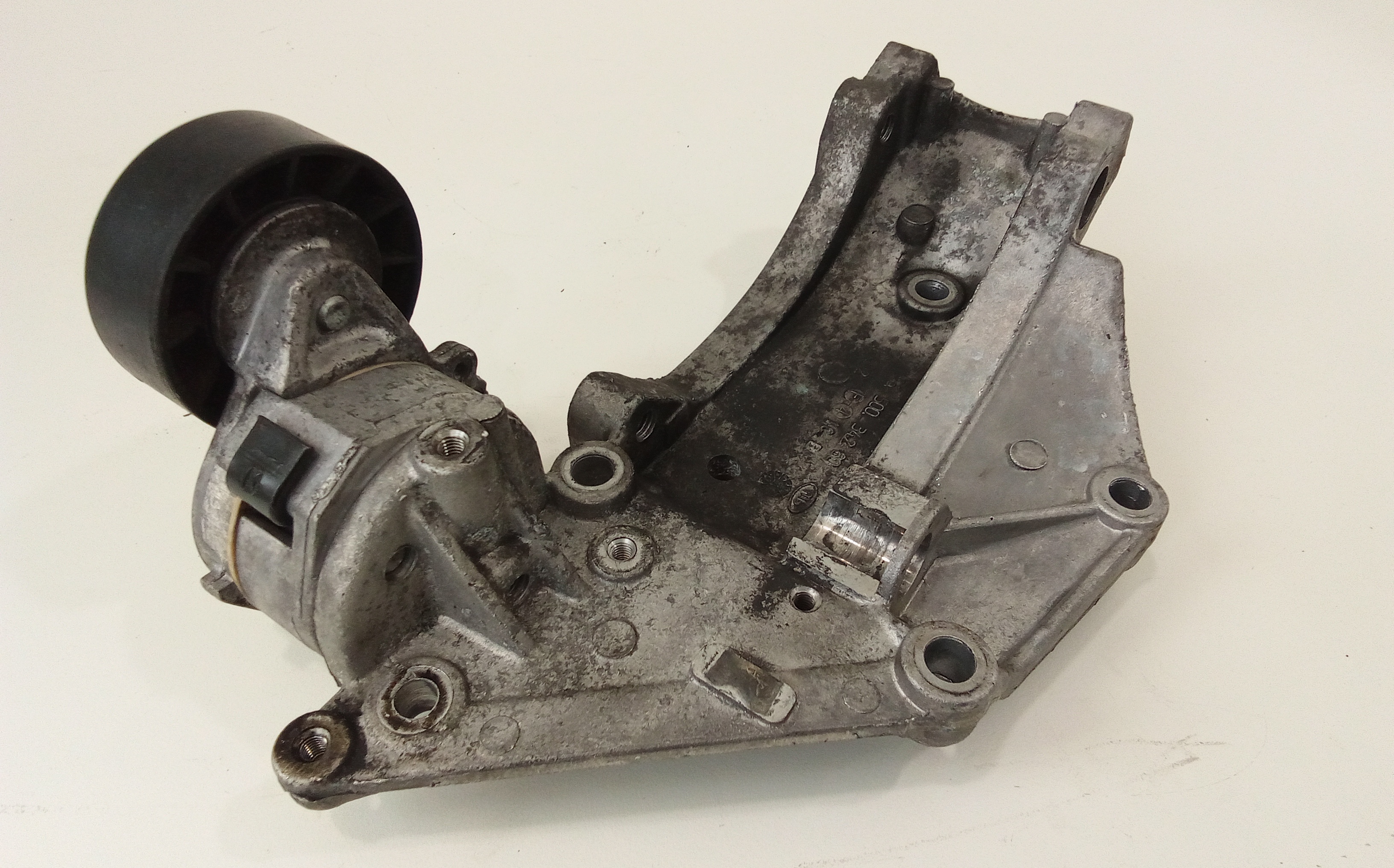 Supporto tendicinghia per Citroen C4 Coup 3p (2004 - 2010)