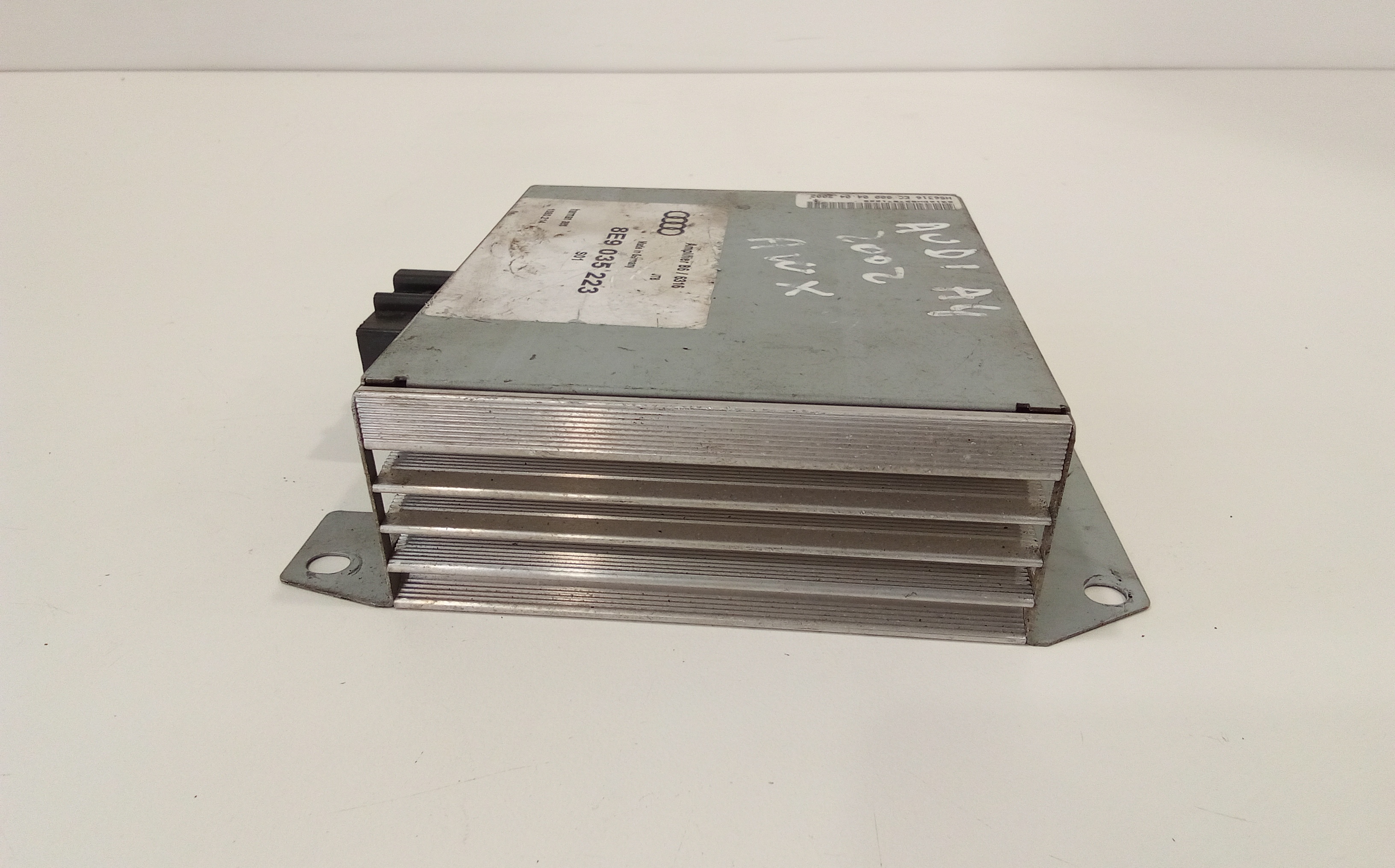 Amplificatore autoradio per Audi A4 Berlina (8e) (00>04) (2000 - 2004)