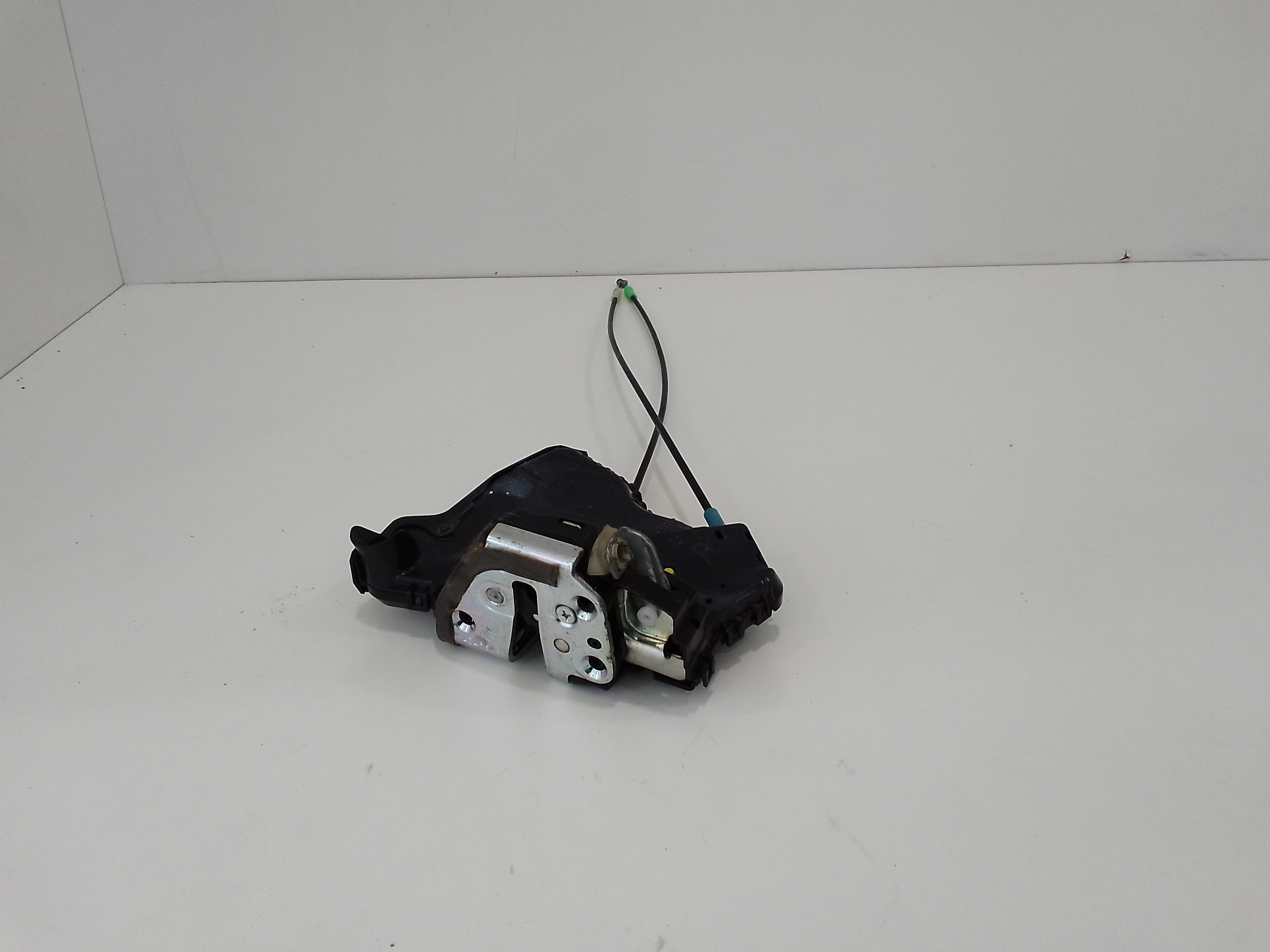 Serratura Anteriore Destra per Toyota Rav4 4 Serie (2005 - 2009)