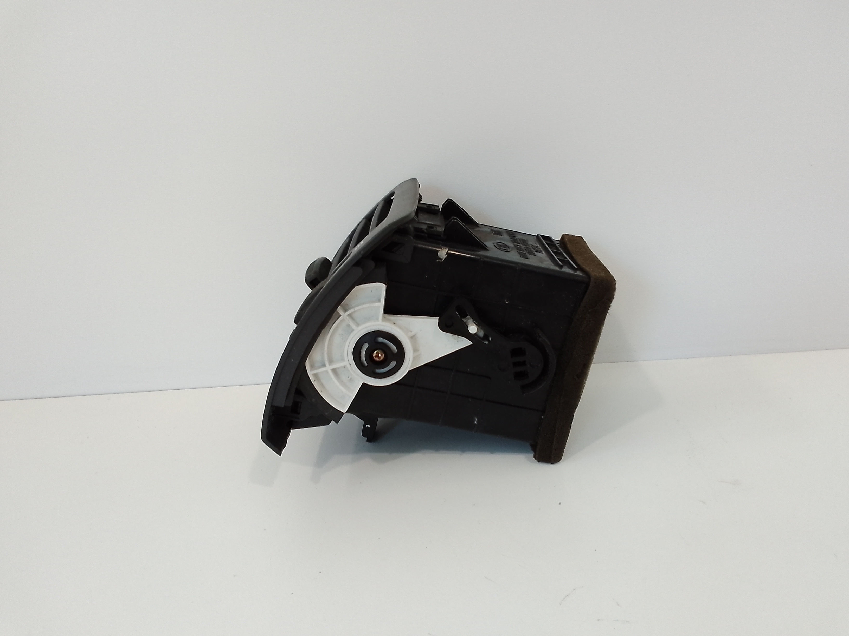 Bocchetta aria cruscotto lato passeggero per Kia Sorento 1 Serie (2002 - 2006)