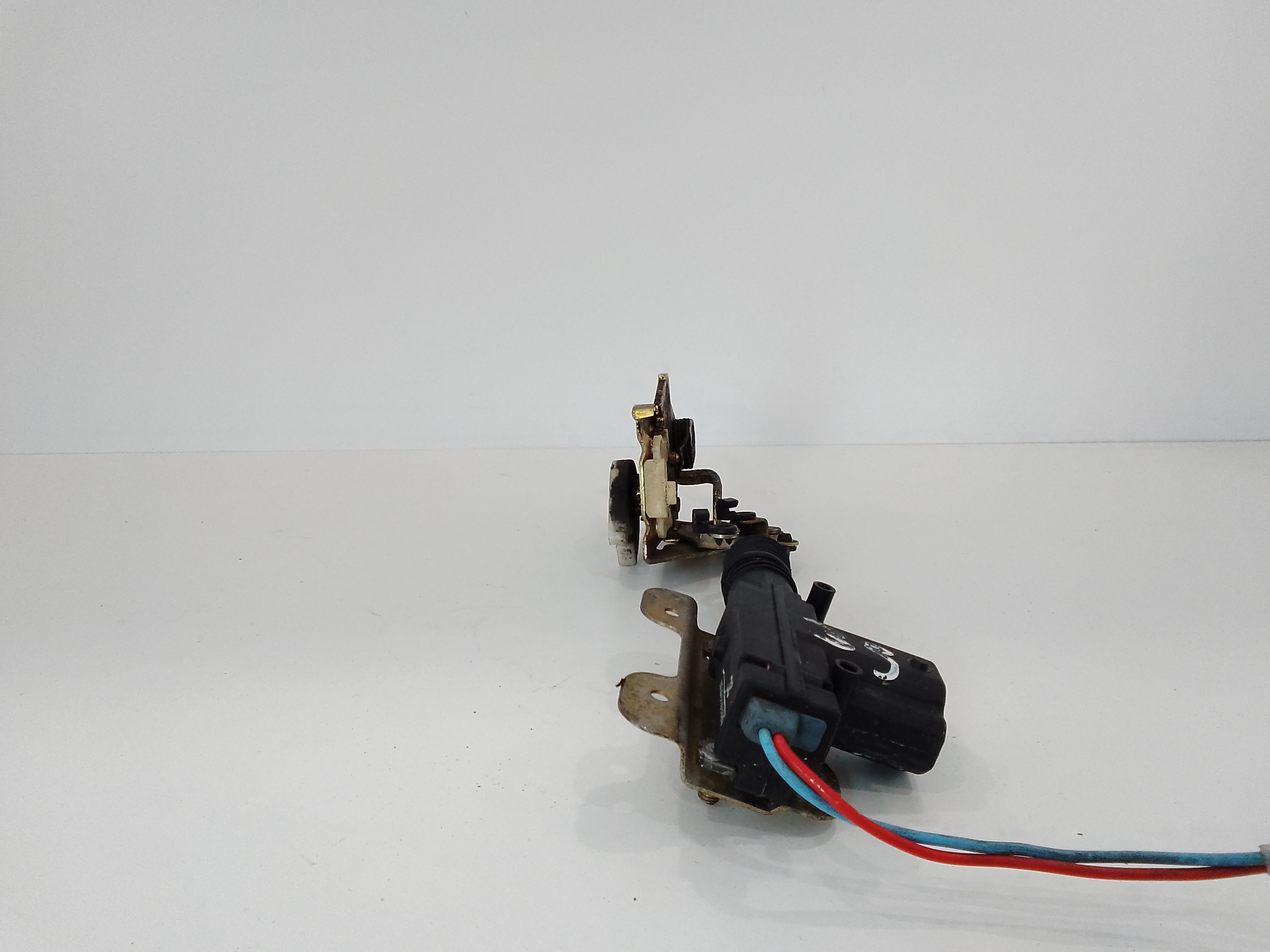 Serratura Anteriore Destra per Alfa Romeo 33 Berlina Serie (86>95) (1986 - 1995)