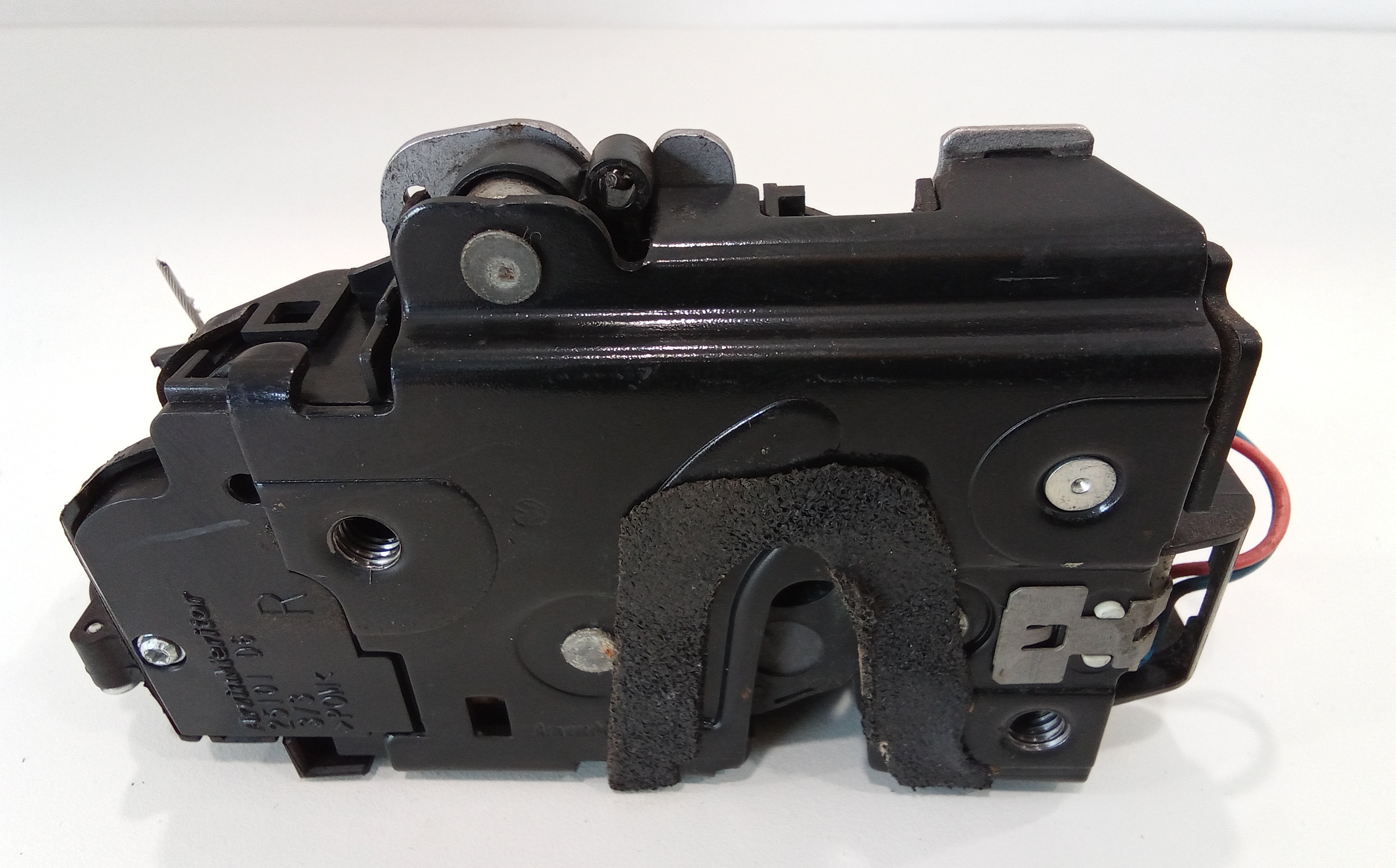 Serratura Anteriore Destra per Volkswagen Polo 4 Serie (2001 - 2009)