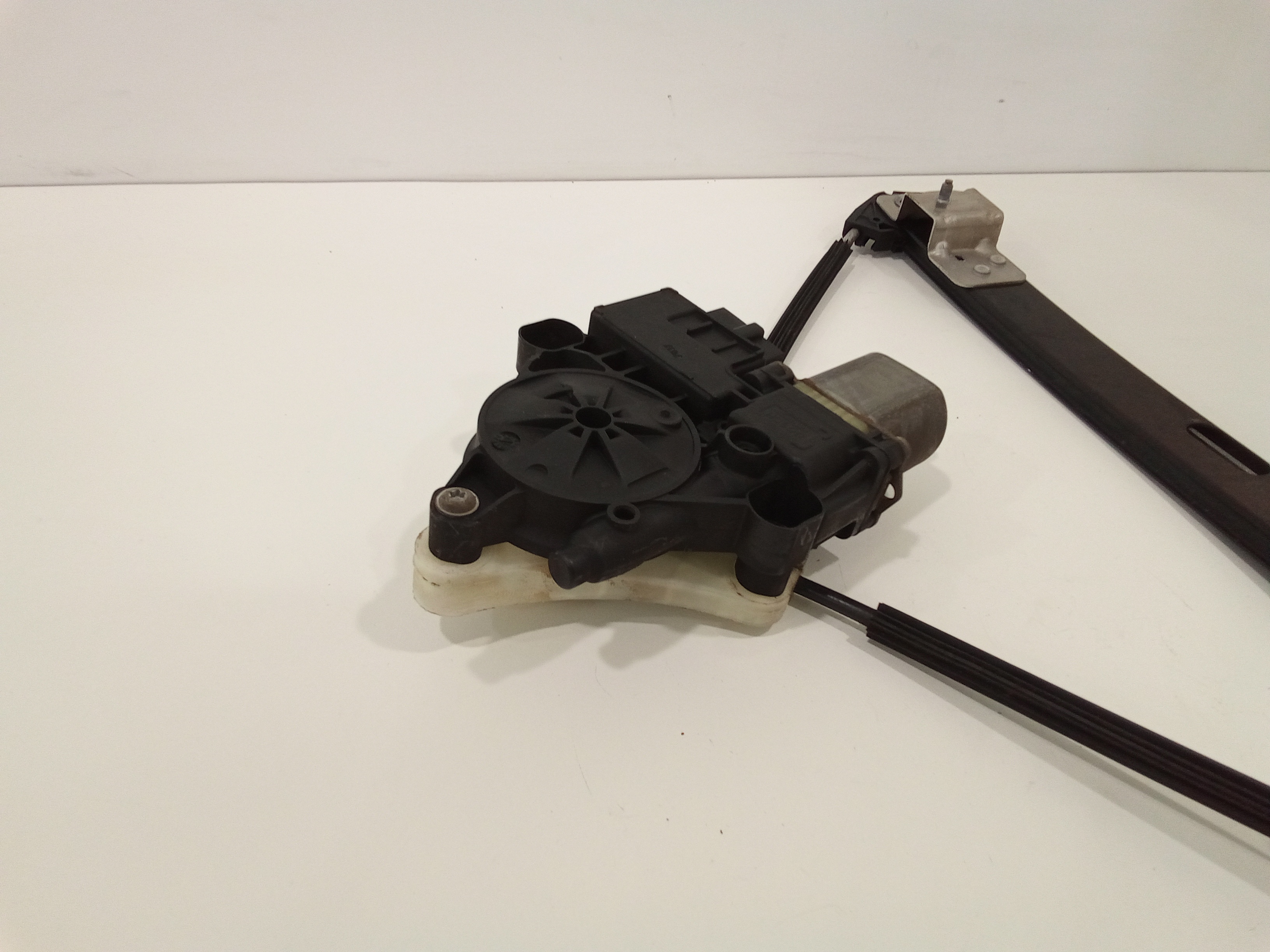 Cremagliera posteriore sinistra guida per Seat Arona Serie (17>) (2017 - In produzione)