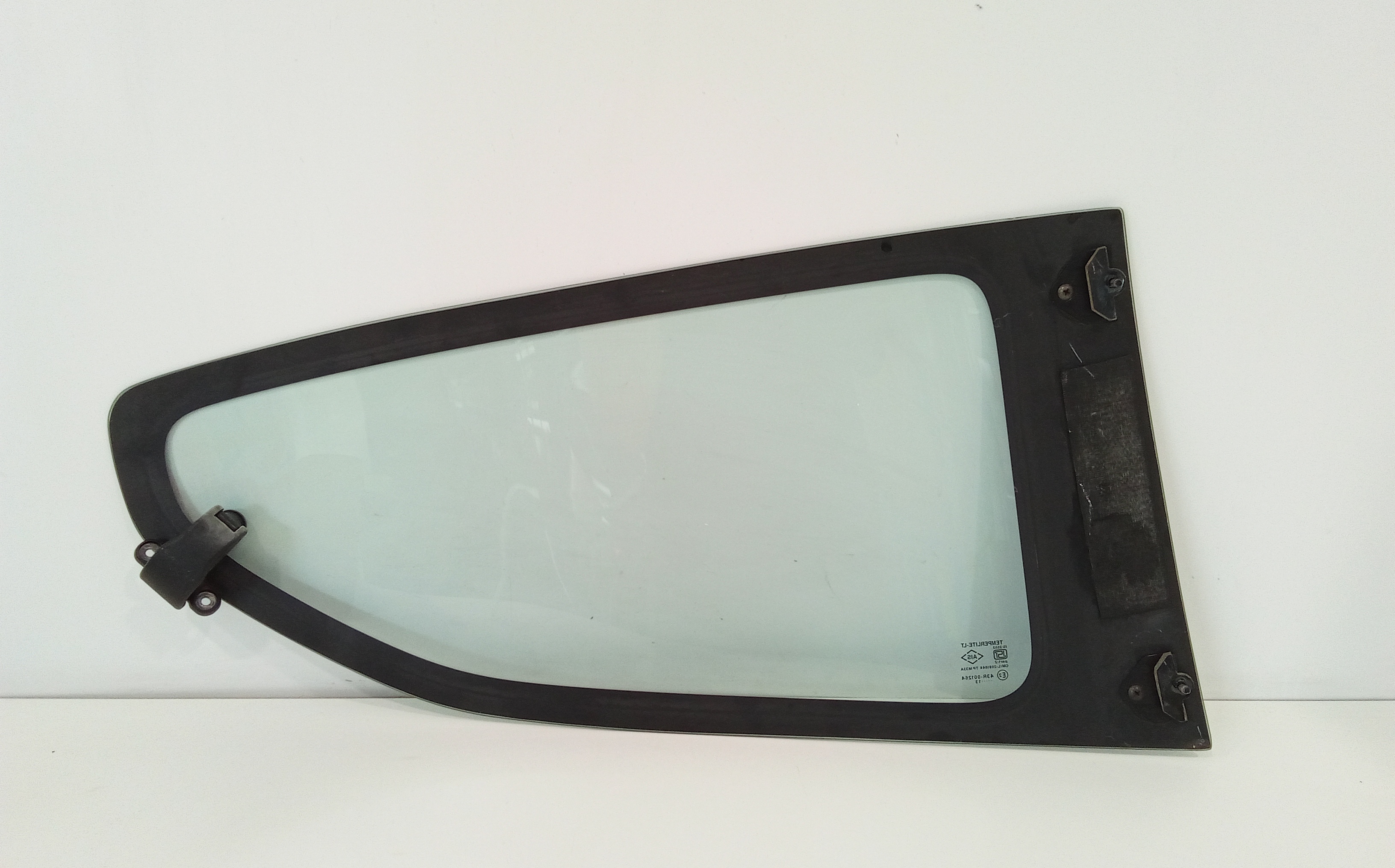 Vetro a compasso posteriore Sinistro per Suzuki Alto 3 Serie (2008 - In produzione)