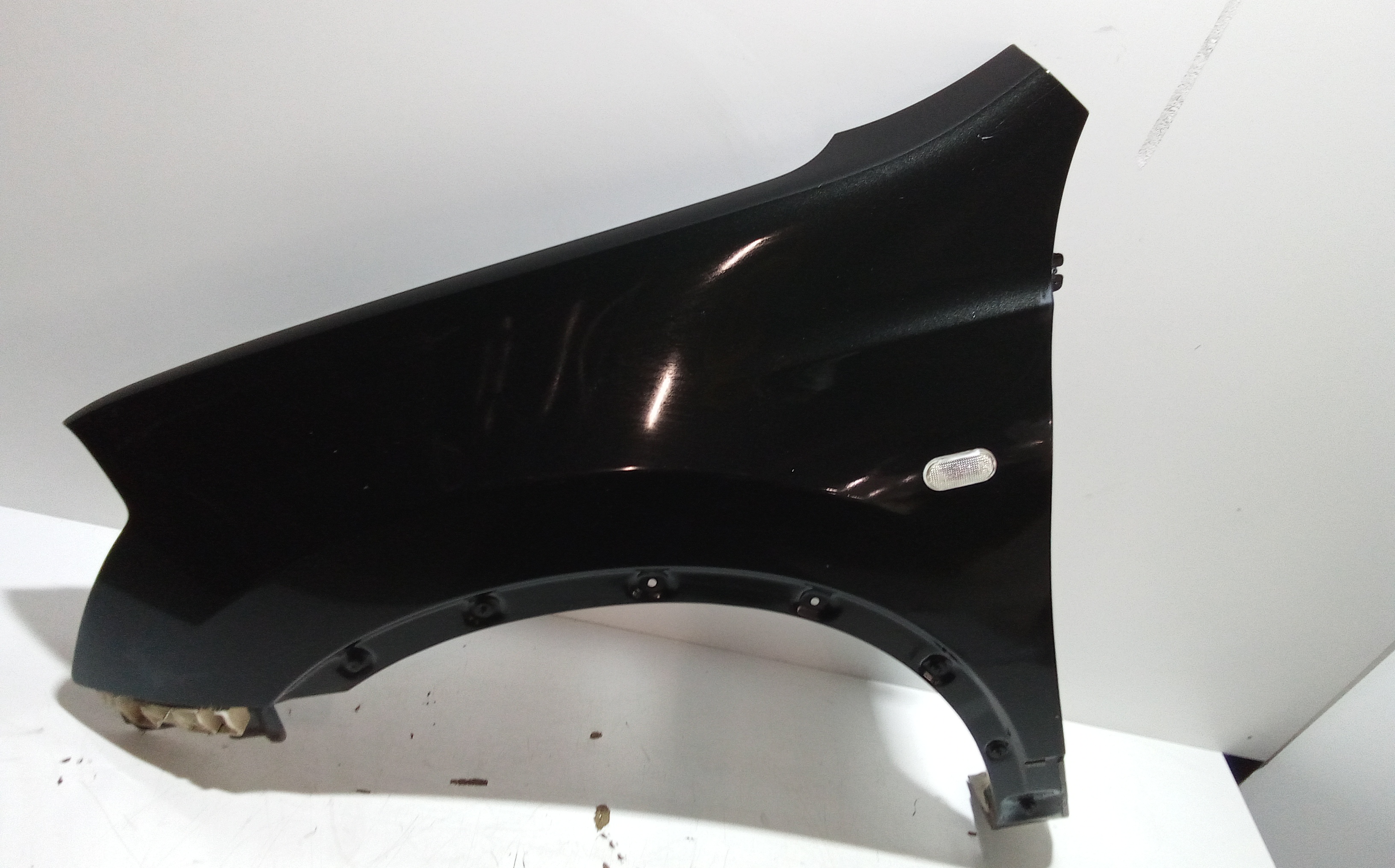 Parafango Anteriore Sinistro per Nissan Qashqai 1 Serie (2006 - 2009)