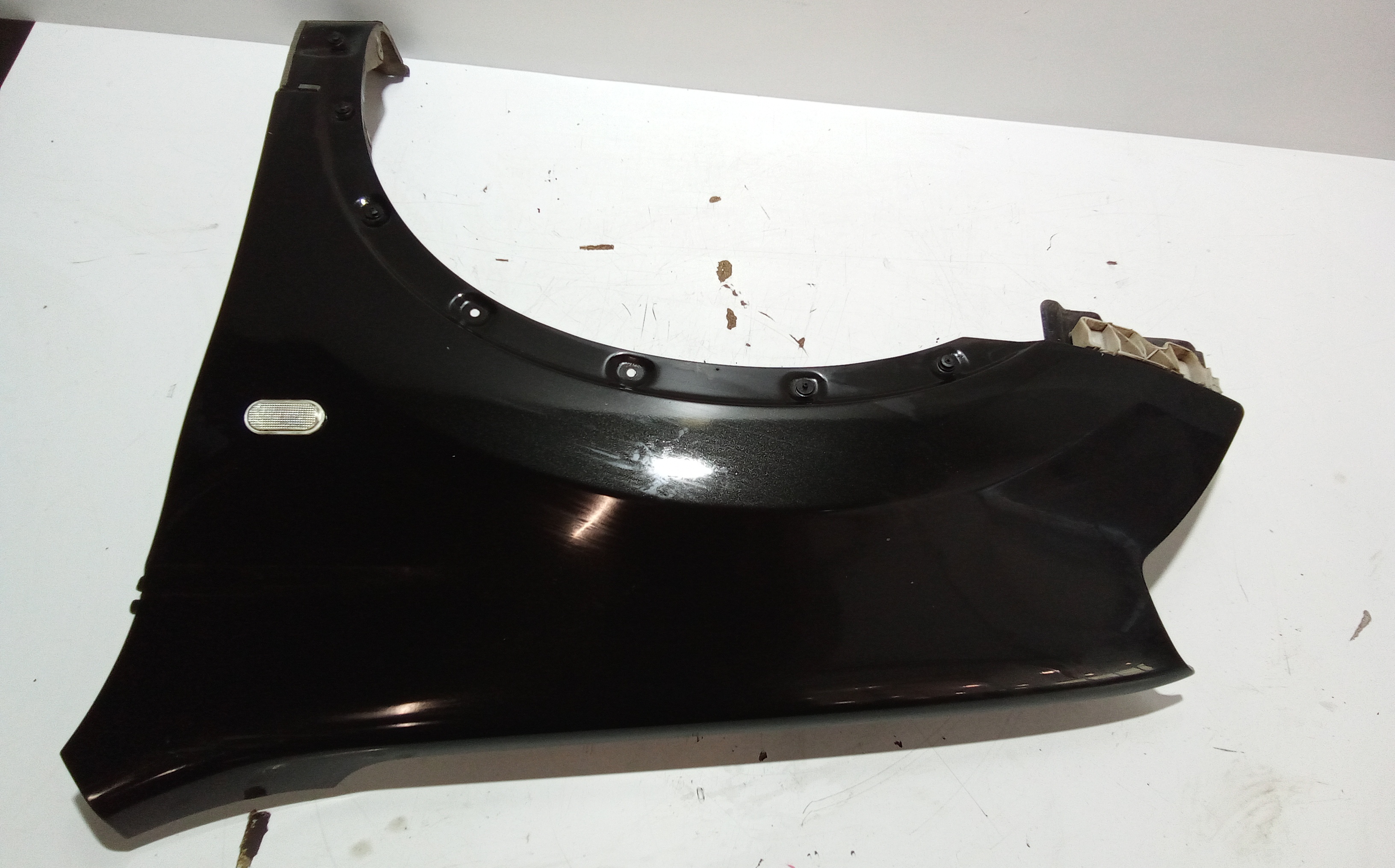 Parafango Anteriore Sinistro per Nissan Qashqai 1 Serie (2006 - 2009)