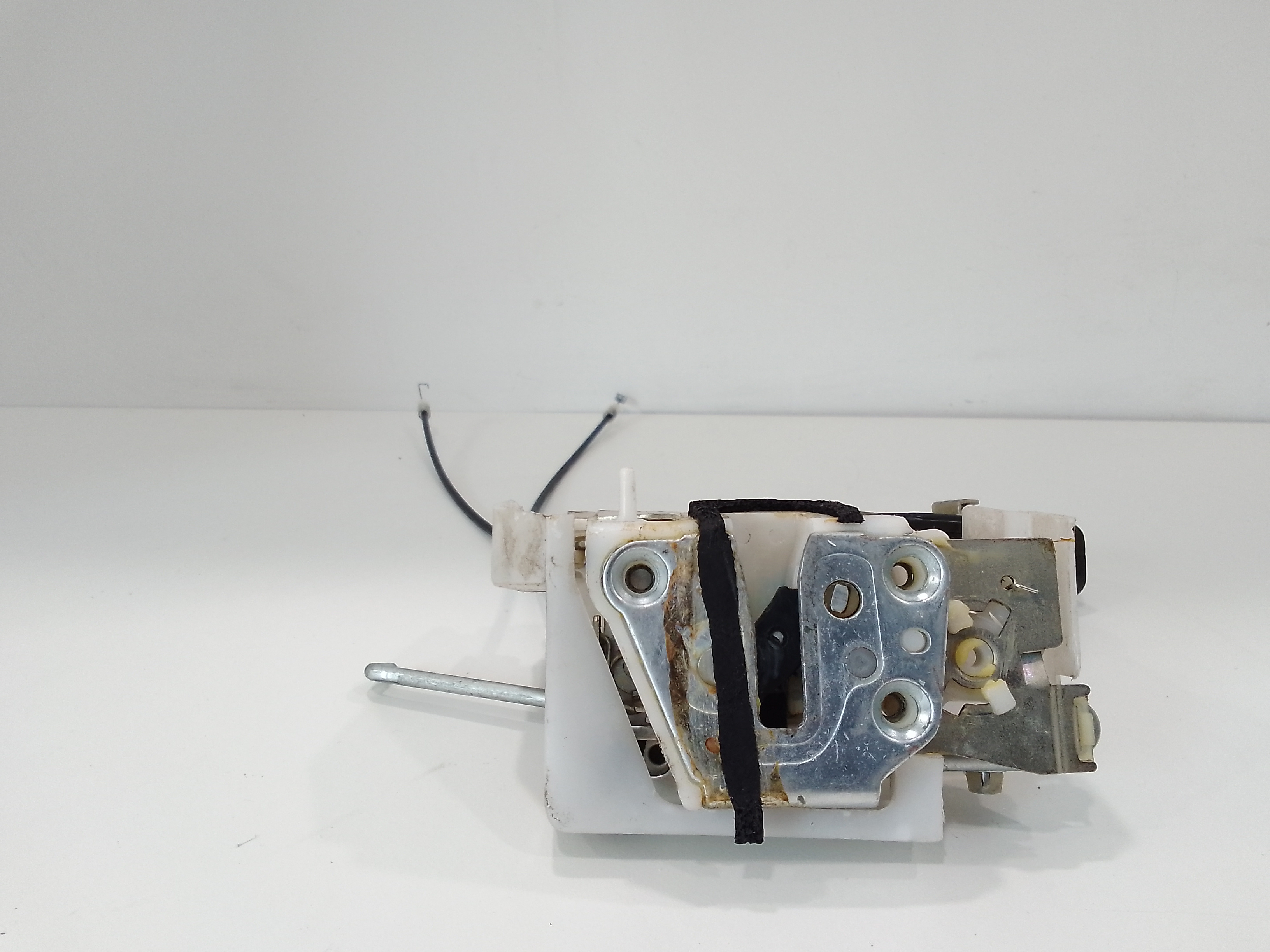 Serratura Posteriore Sinistra per Suzuki Alto 3 Serie (2008 - In produzione)