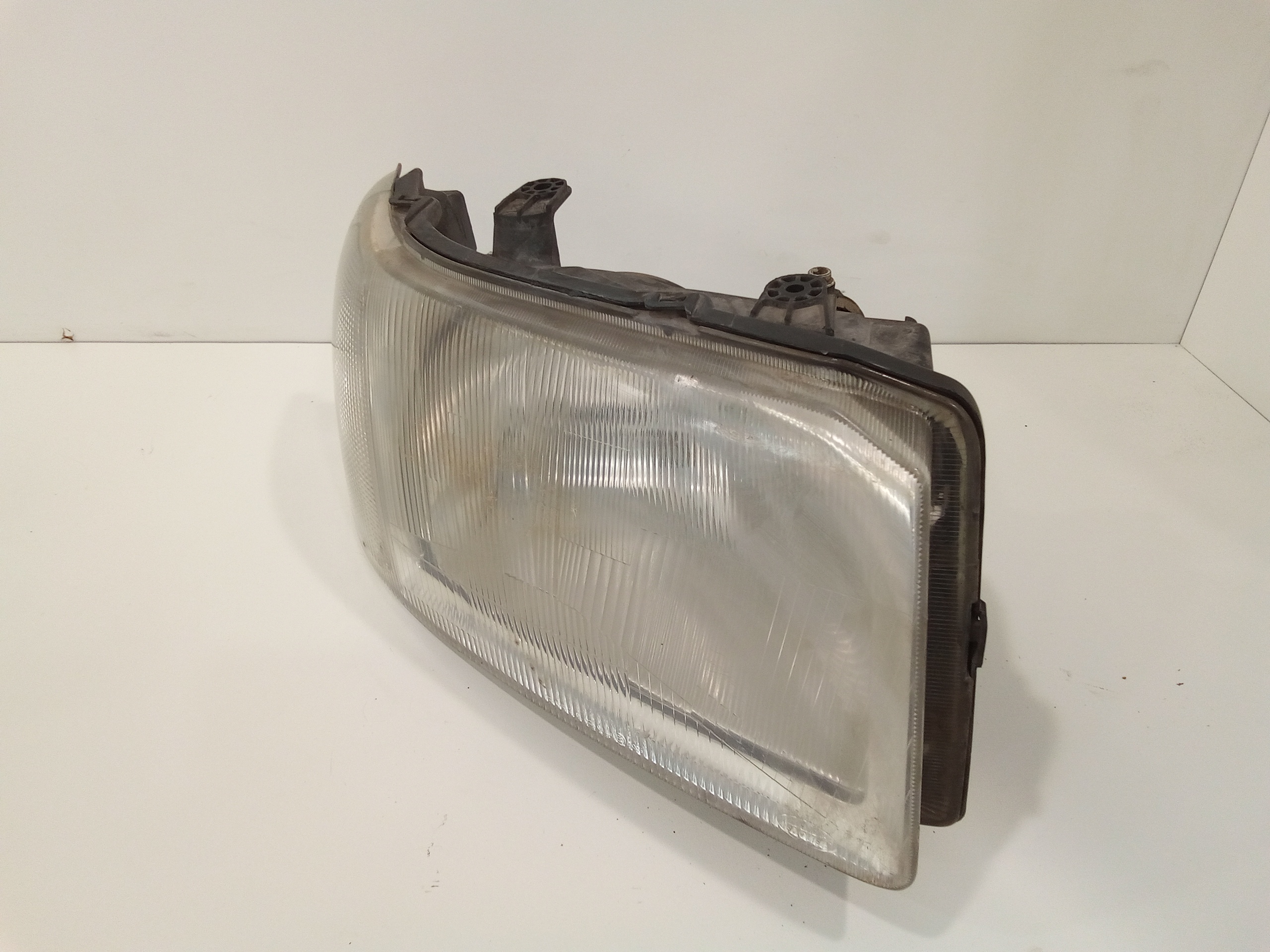 Faro anteriore Destro Passeggero per Volkswagen Transporter T4 2 Serie (1996 - 2003)