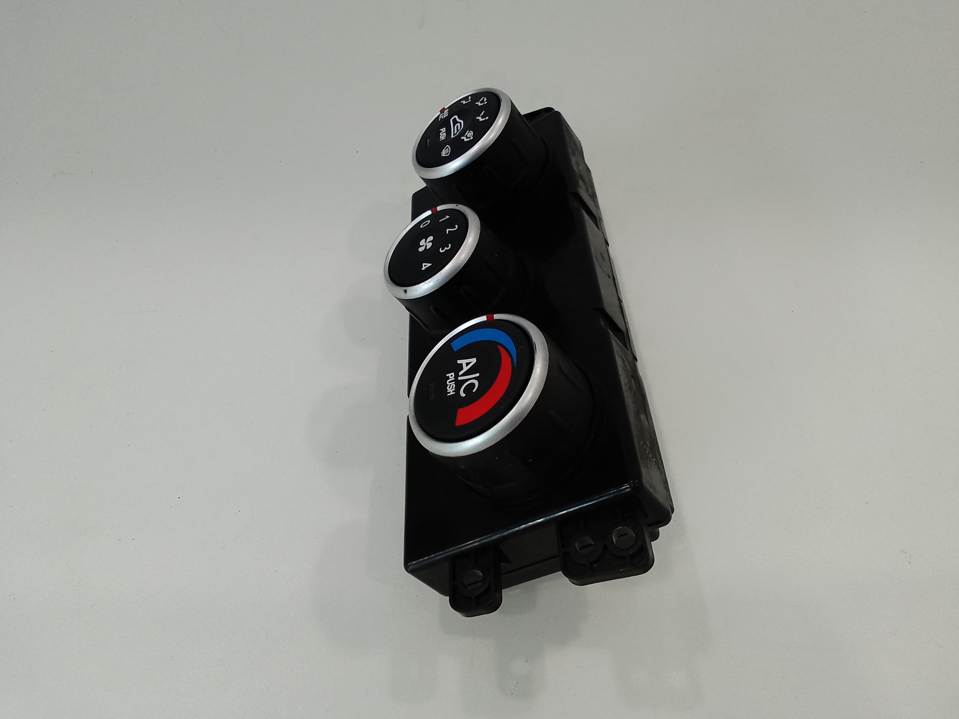 Comandi Clima per Hyundai Tucson  Serie (04>09) (2004 - 2009)