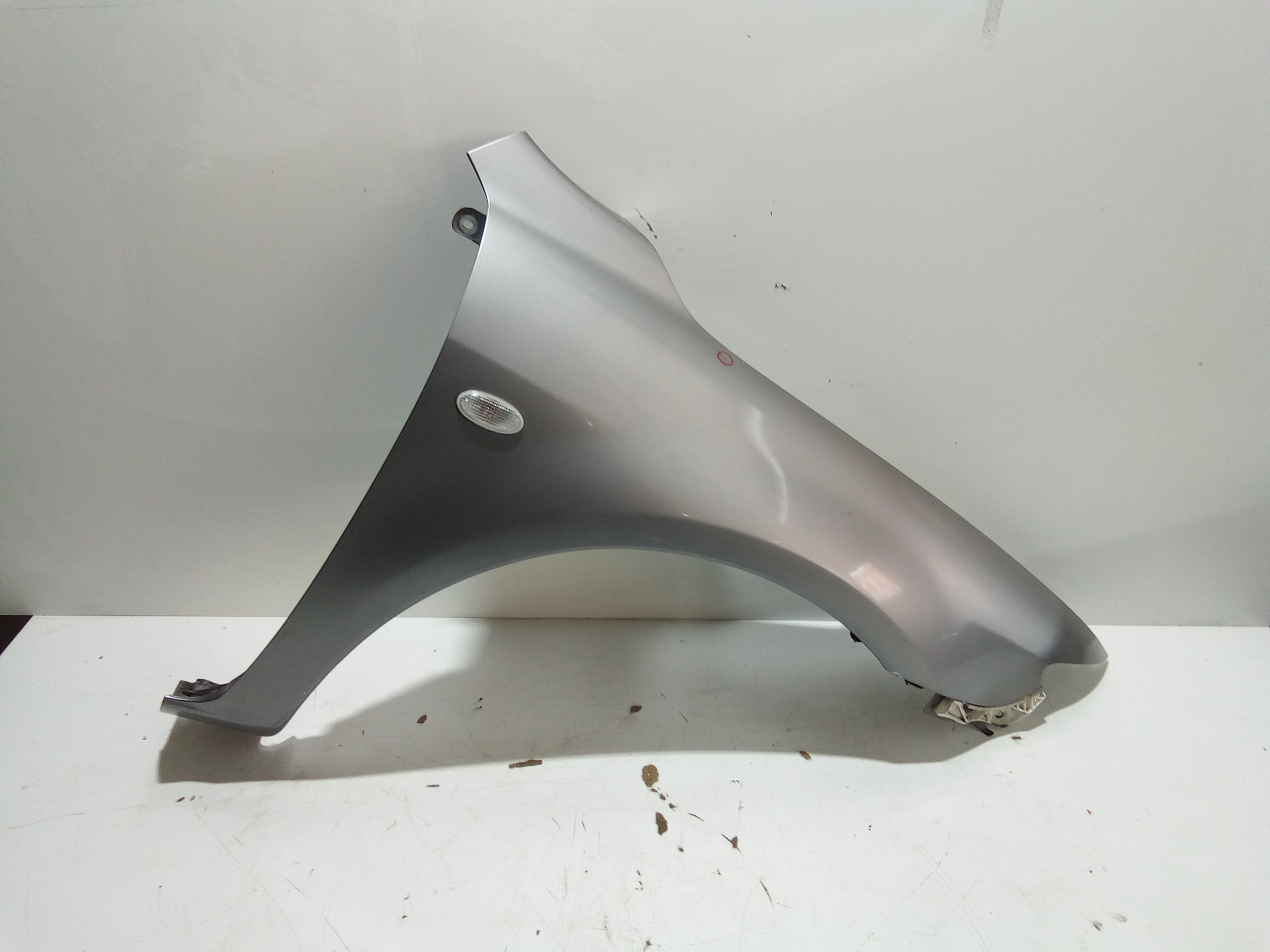 Parafango Anteriore Destro per Mazda 6 Berlina (2002 - 2008)