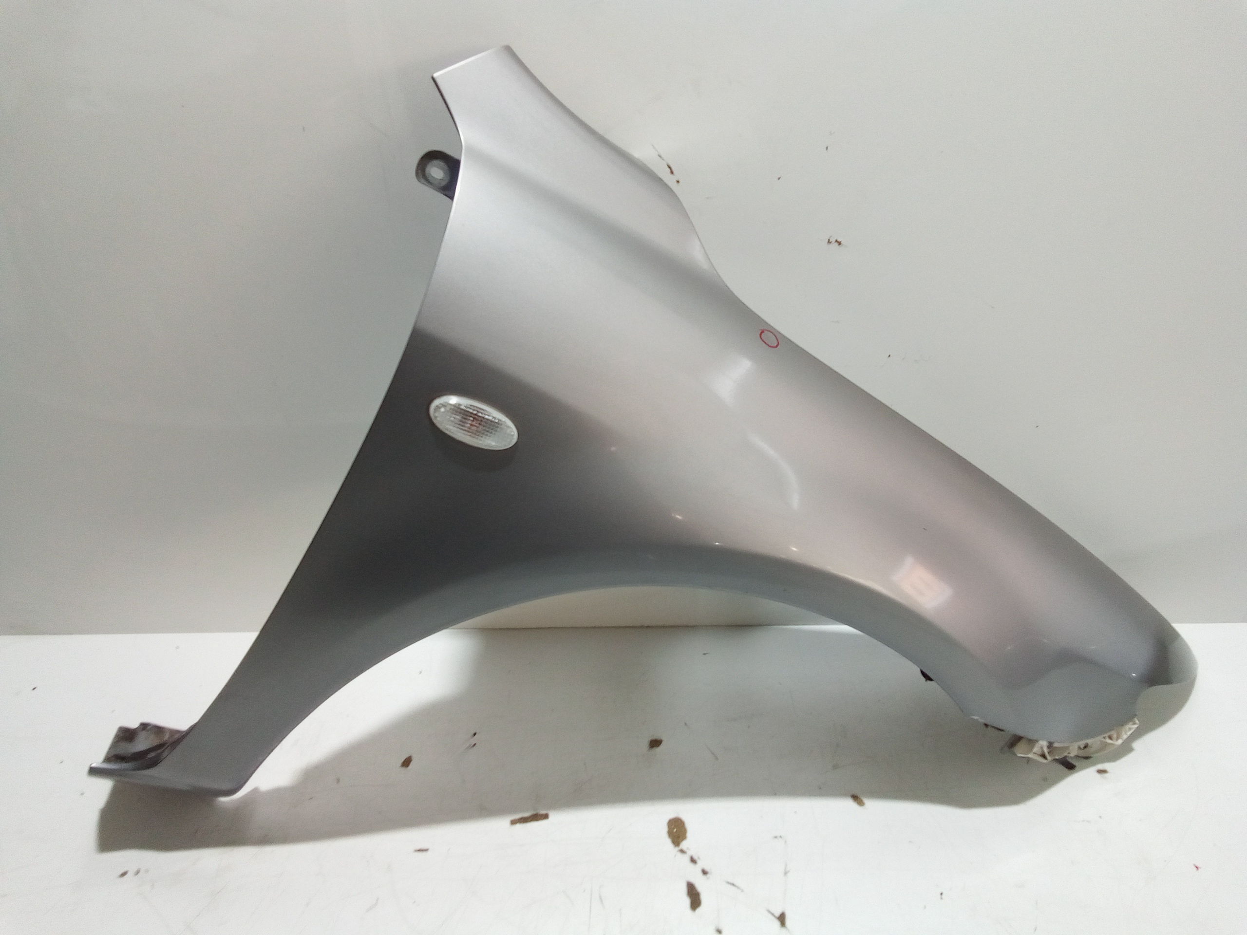 Parafango Anteriore Destro per Mazda 6 Berlina (2002 - 2008)