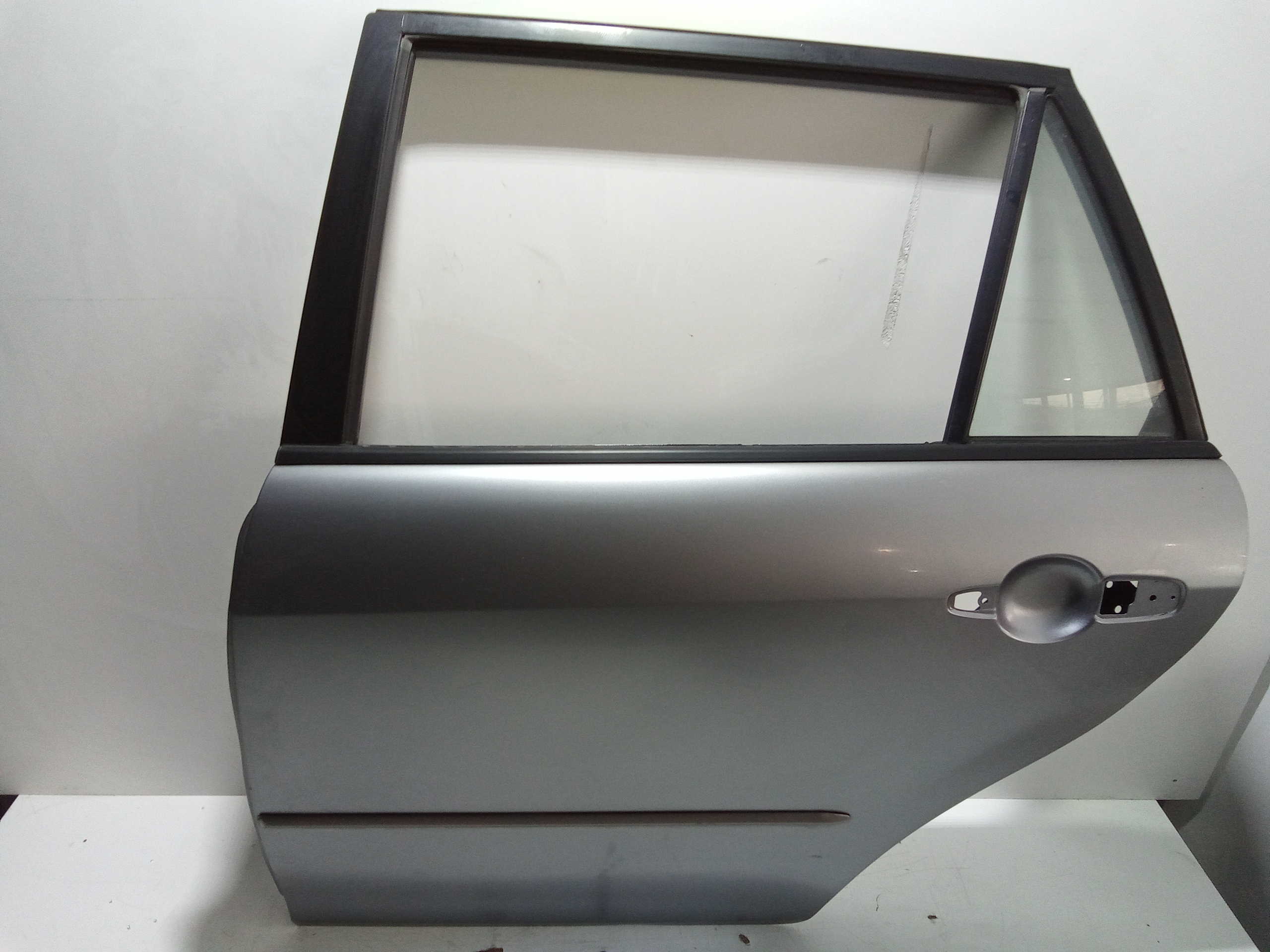 Portiera Posteriore Sinistra per Mazda 6 S. Wagon (2002 - 2007)