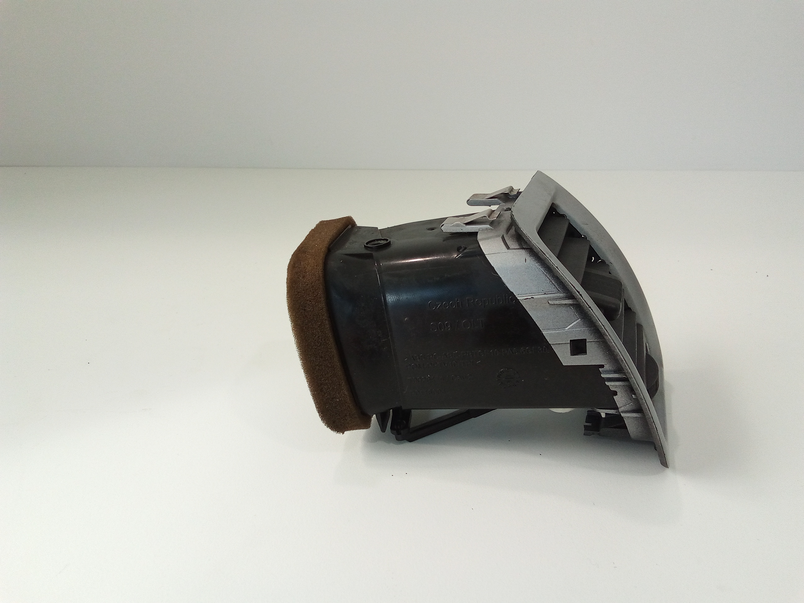 Bocchetta aria cruscotto lato passeggero per Skoda Fabia Berlina 2 Serie (2007 - 2014)