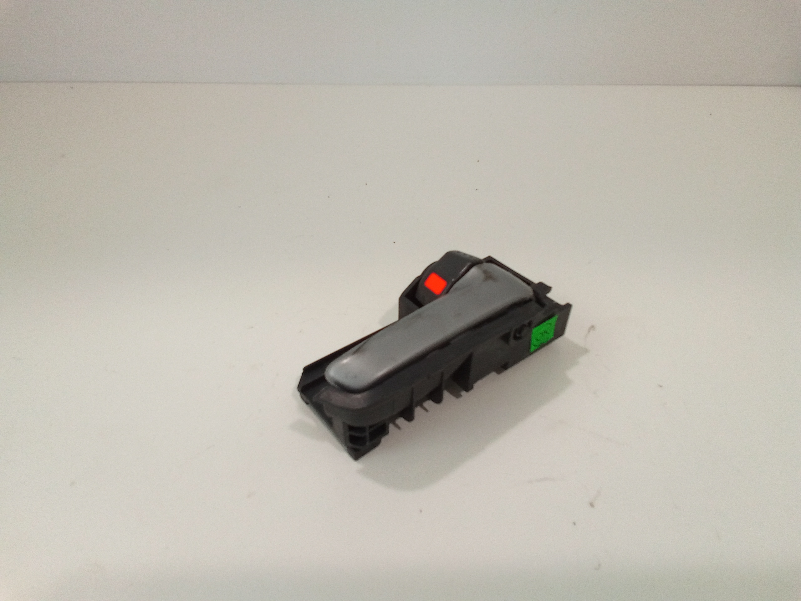 Maniglia interna Posteriore Destra per Suzuki Alto 3 Serie (2008 - In produzione)