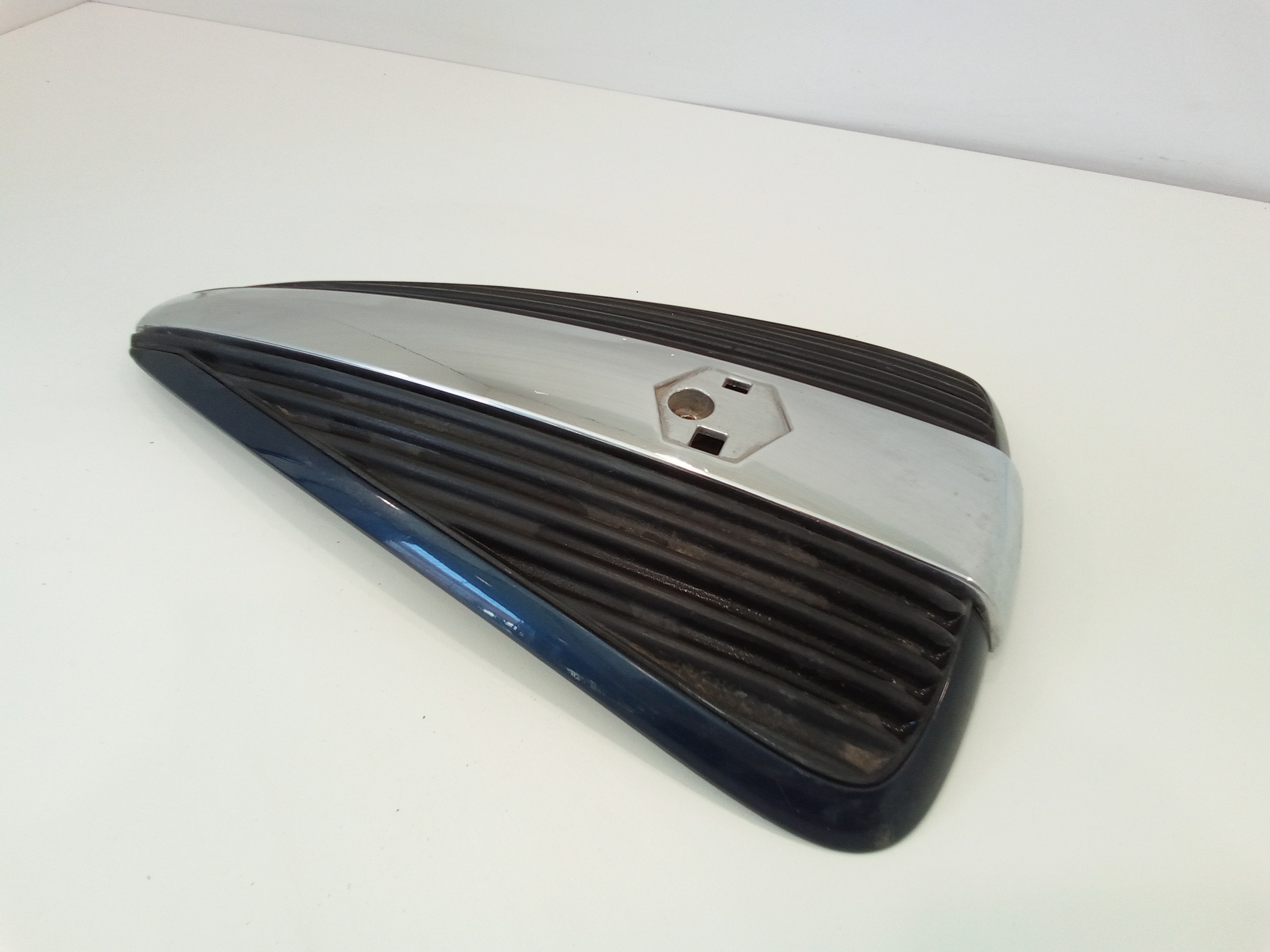 Coperchio scudo anteriore per Piaggio Beverly 500cc Tourer (2007 - In produzione)