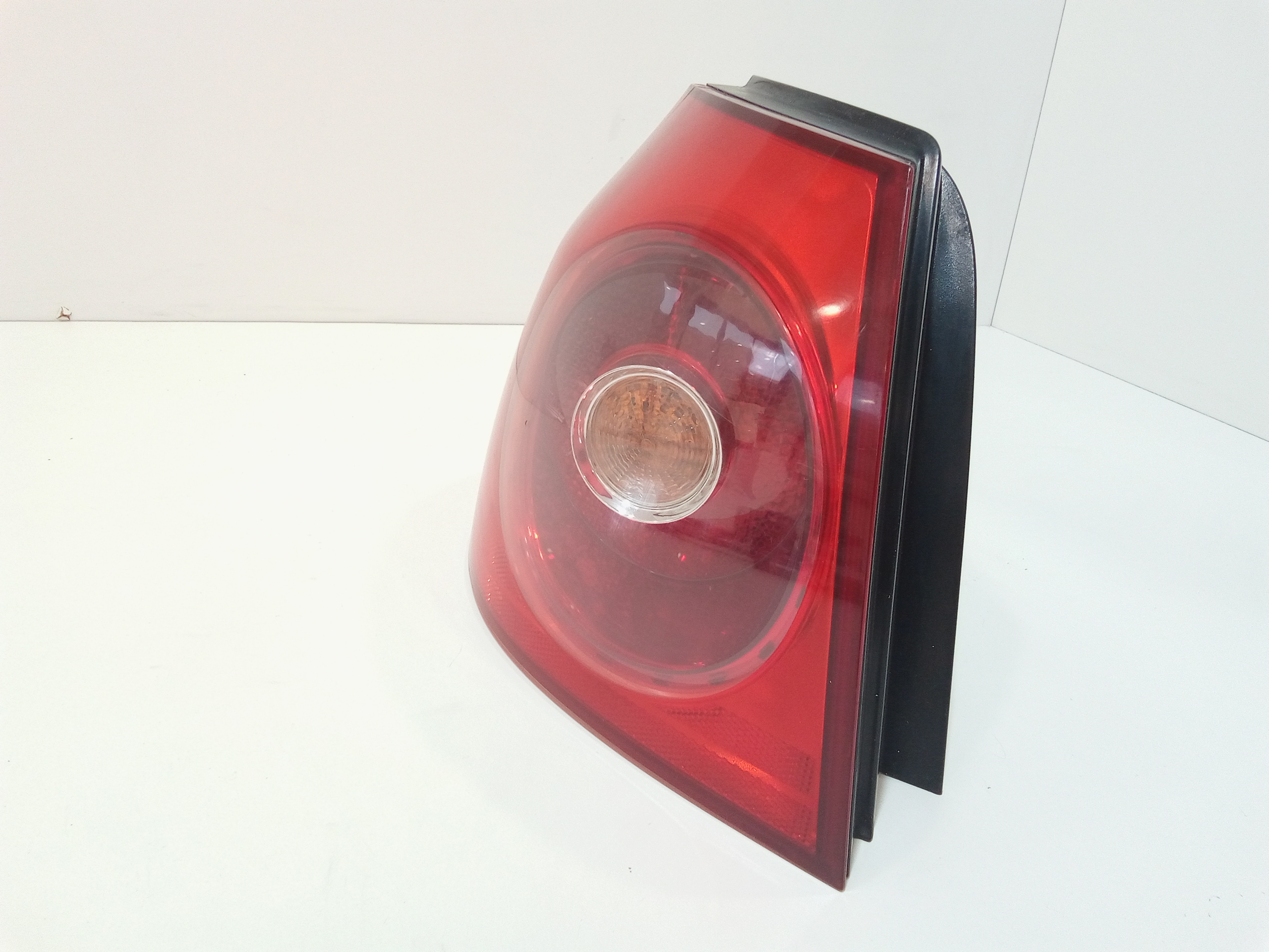 Stop fanale Posteriore sinistro lato Guida per Volkswagen Golf 5 Berlina (03>08) (2003 - 2008)