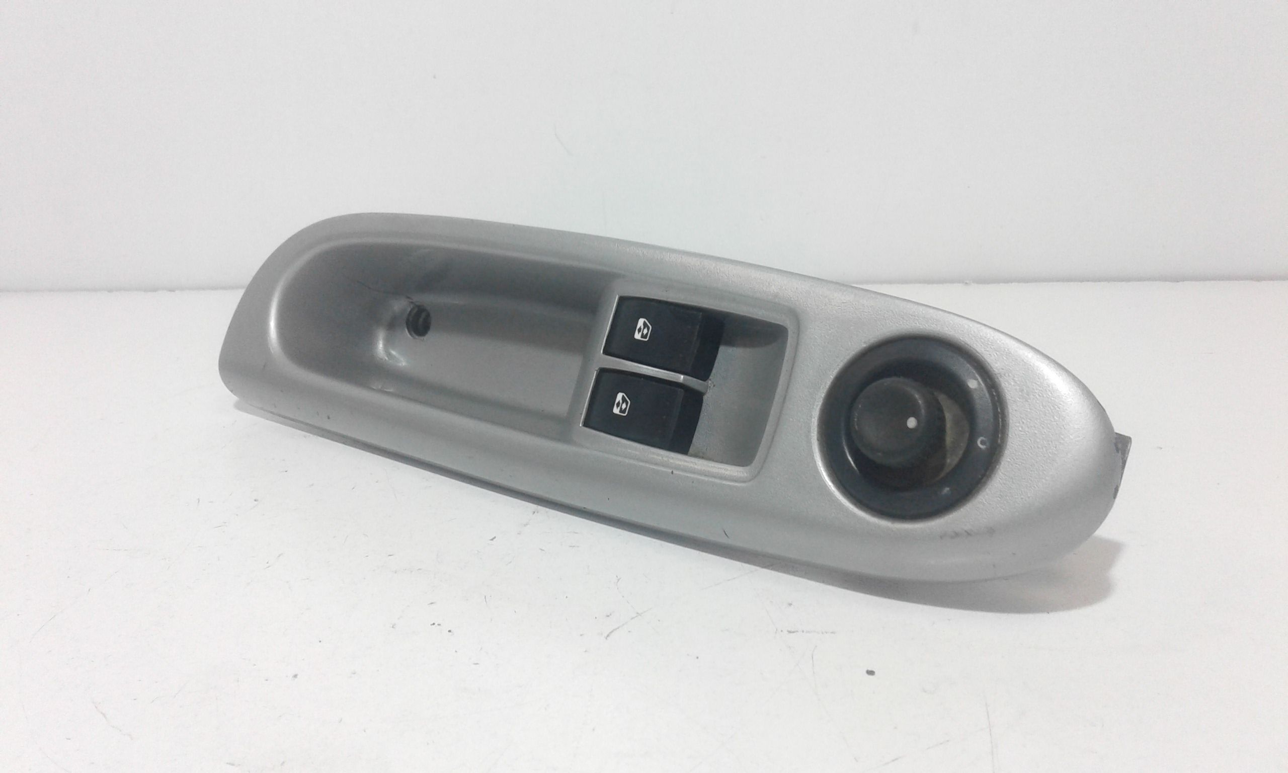 Pulsantiera Anteriore Sinistra Guida RENAULT Clio Serie (01>05)