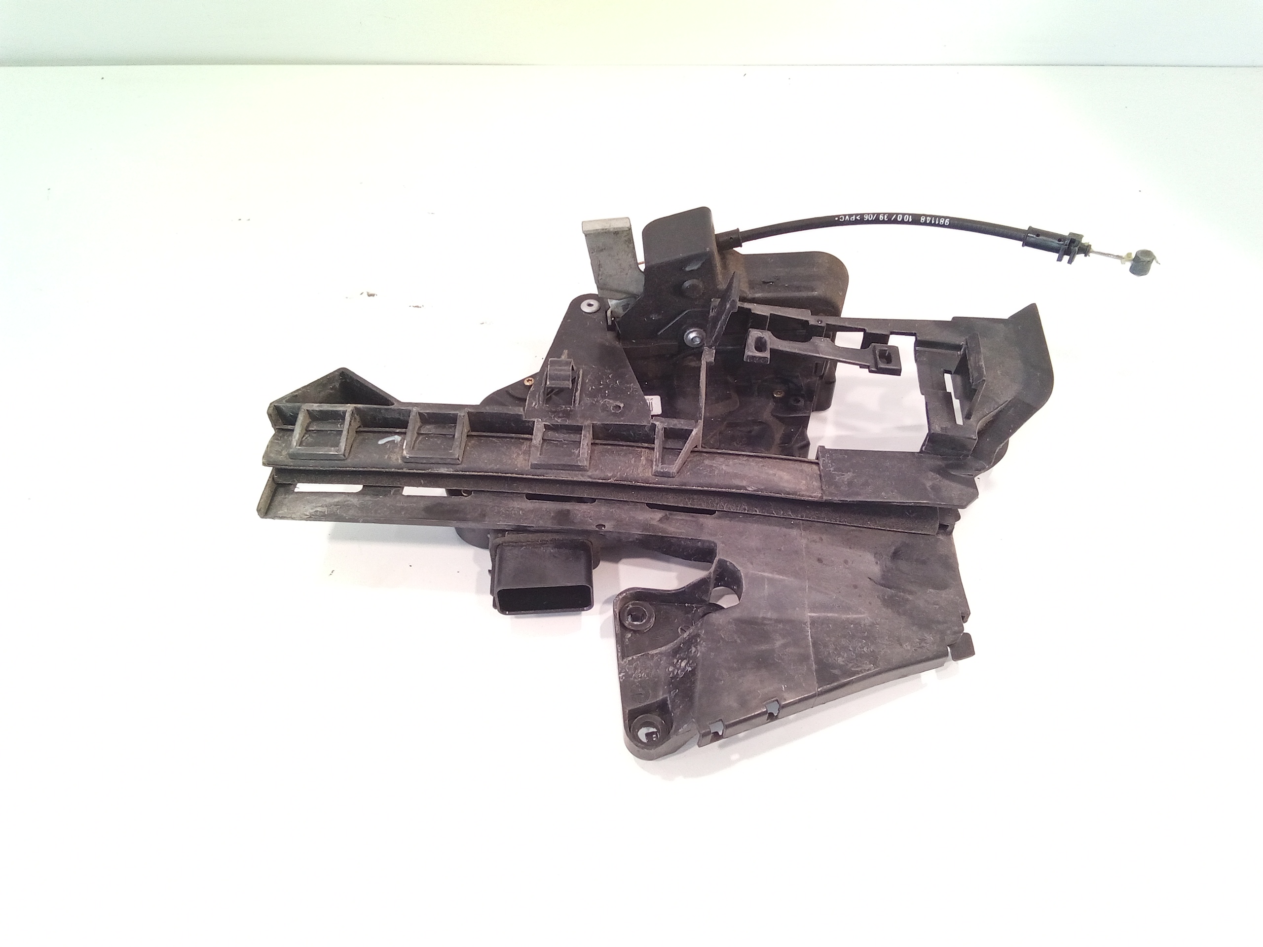 Serratura Posteriore destra per Ford Focus Berlina 3 Serie (2004 - 2008)