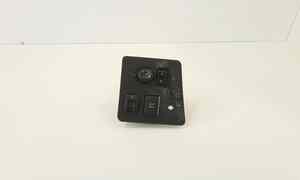 Interruttore comando luci per Nissan Qashqai 1 Serie (2006 - 2009)