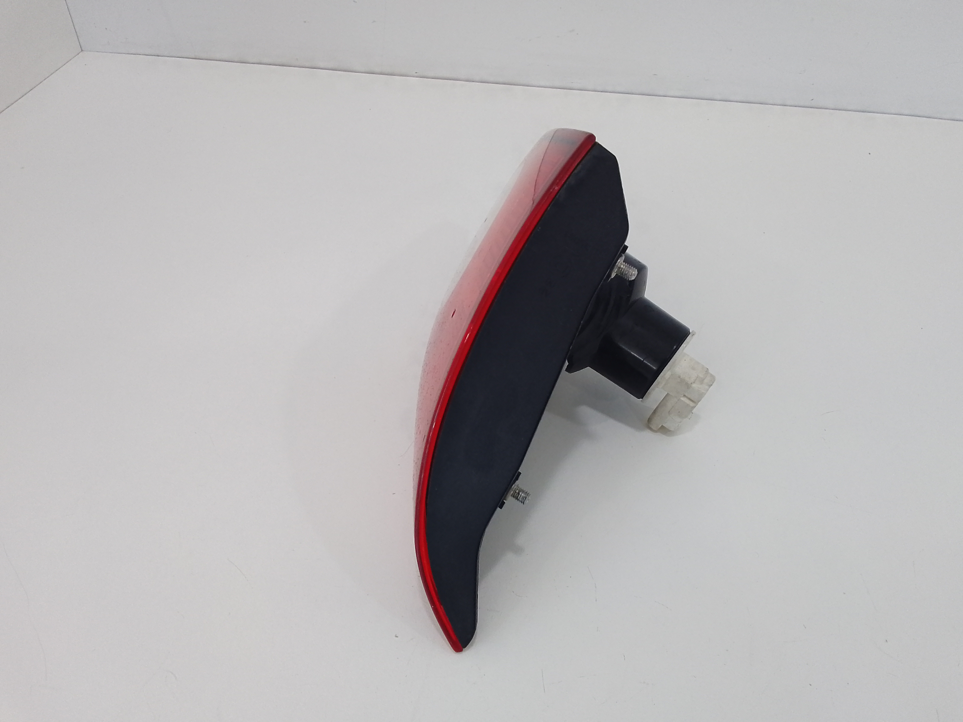 Stop Posteriore Sinistro Integrato nel Portello per Nissan Qashqai 1 Serie (2006 - 2009)