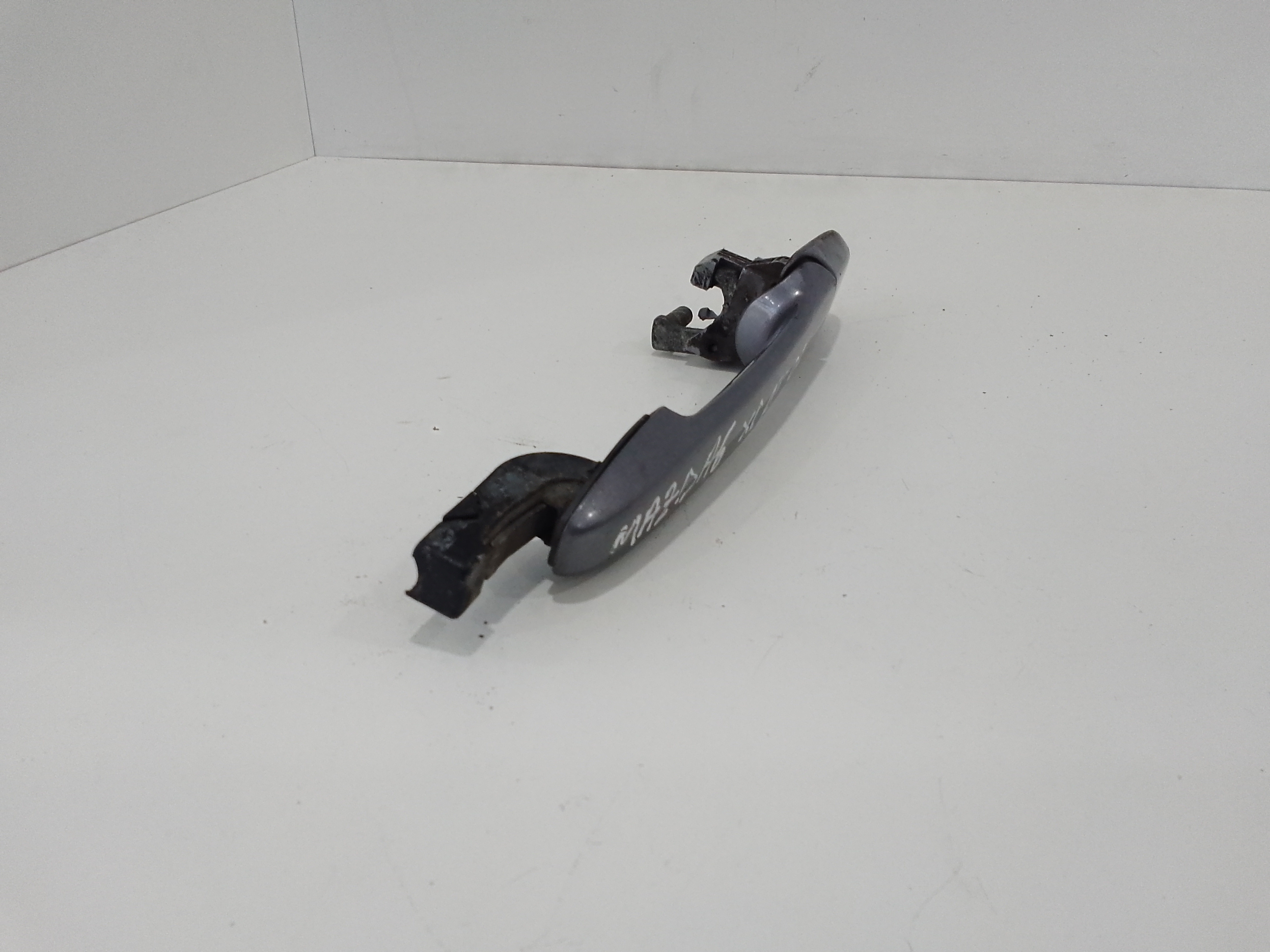 Maniglia esterna Posteriore Destra per Mazda 6 Berlina (2002 - 2008)