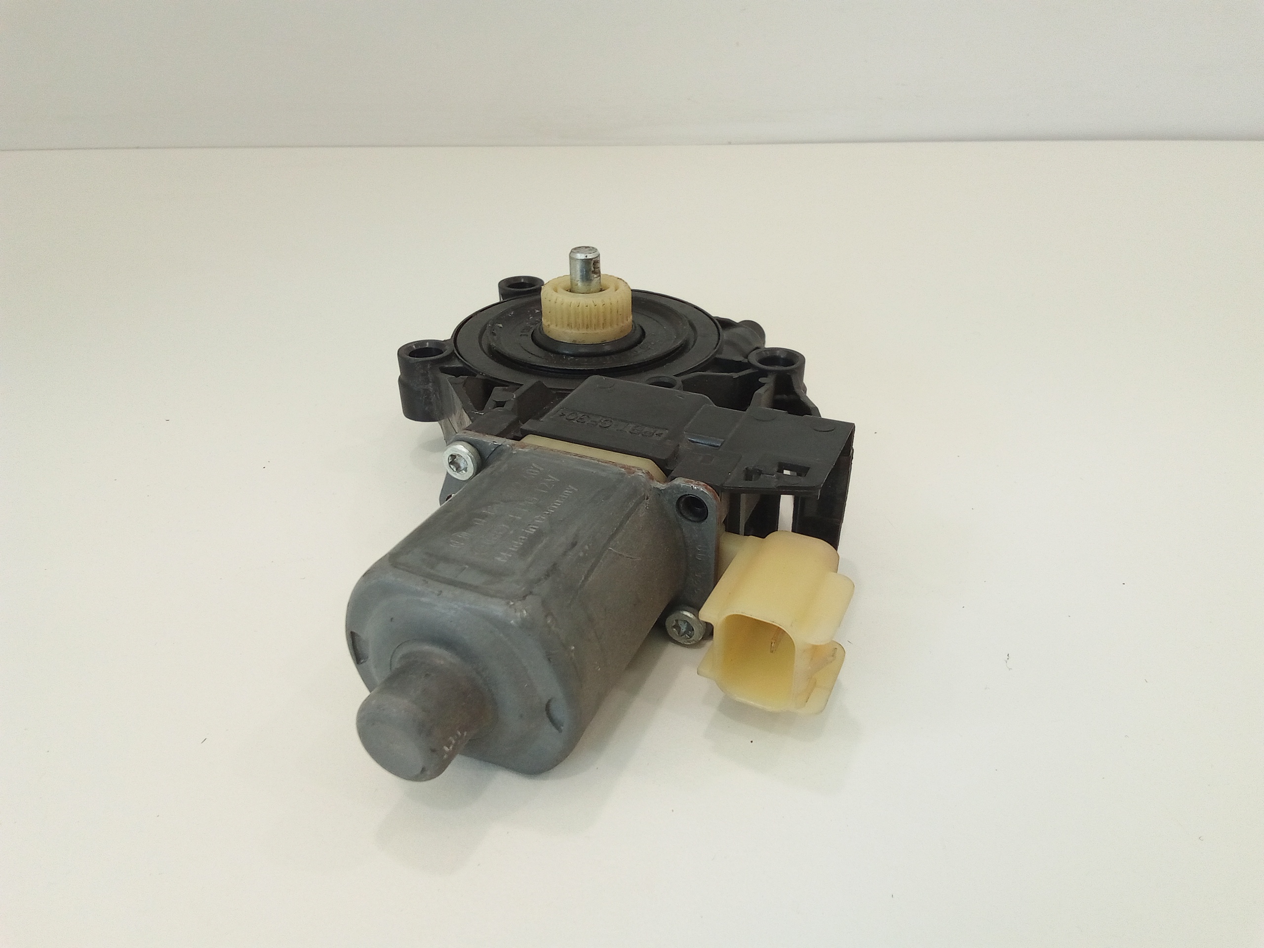 Motorino Alzavetro anteriore destra per Ford Fiesta 6 Serie (2008 - 2017)