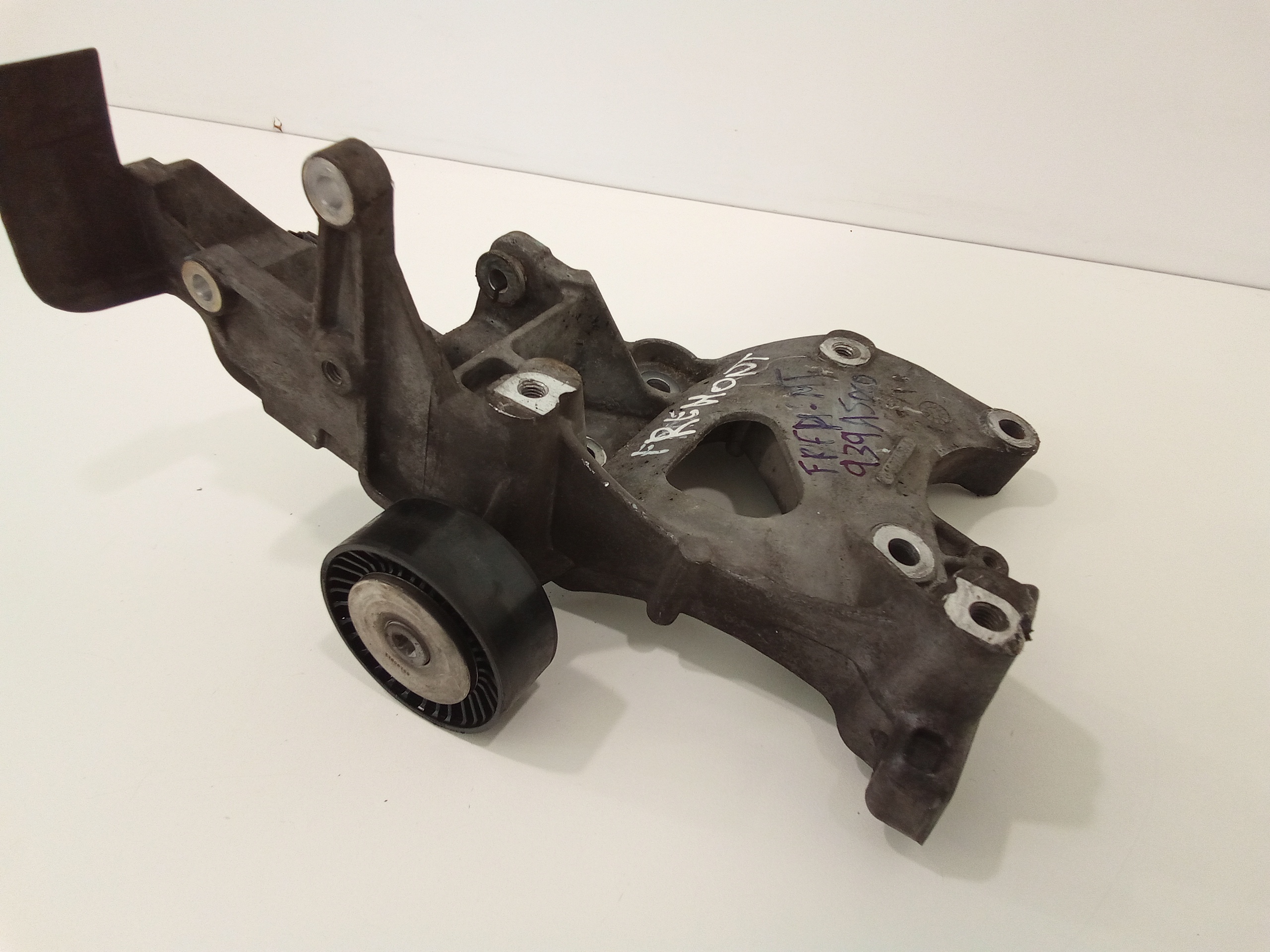 Supporto tendicinghia per Fiat Freemont 1 Serie (2011 - In produzione)